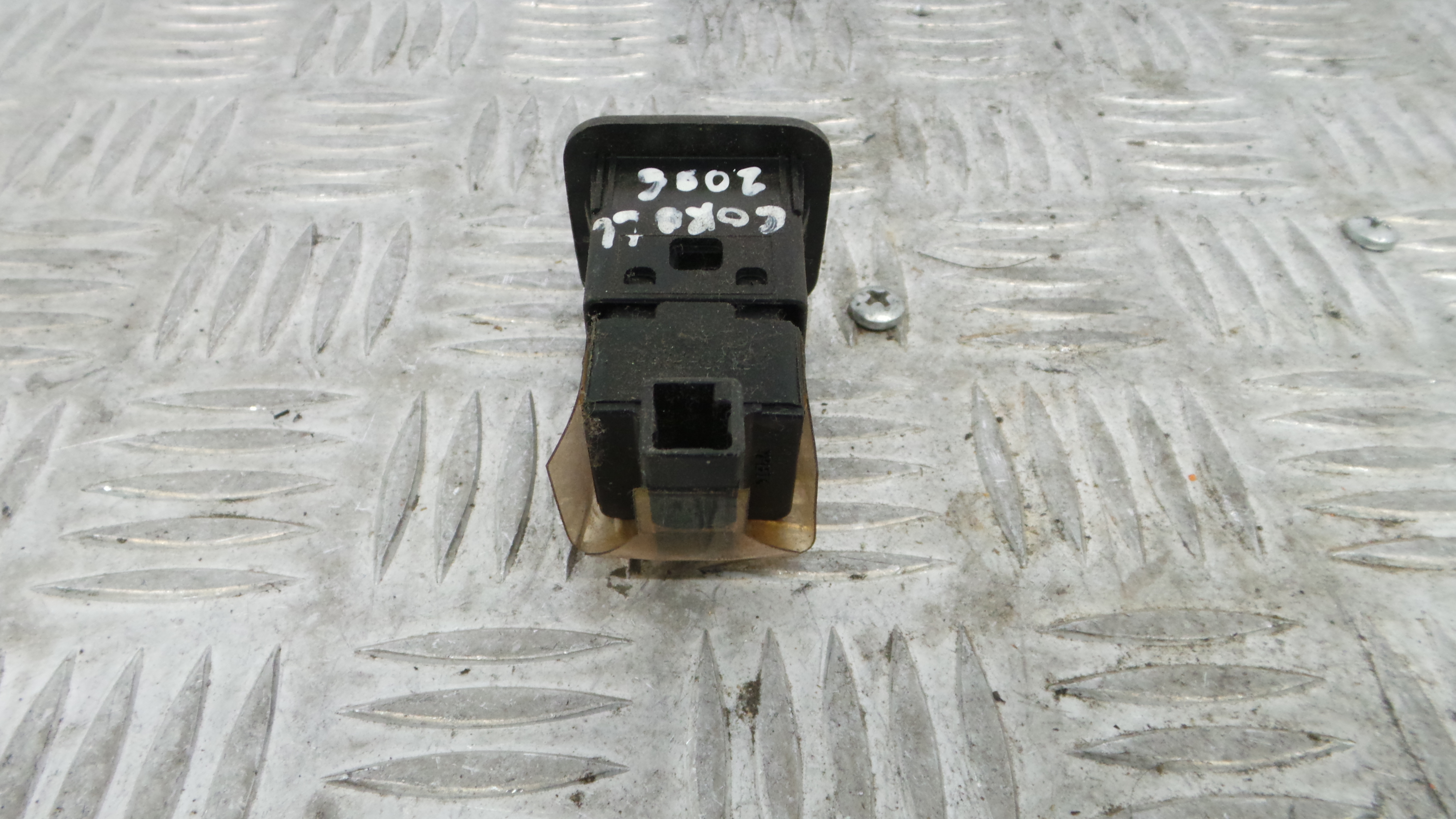 Botão Airbag Passageiro 142-6166 - TOYOTA COROLLA (_E12_), COROLLA / ALLEX (_E12_)-36599120