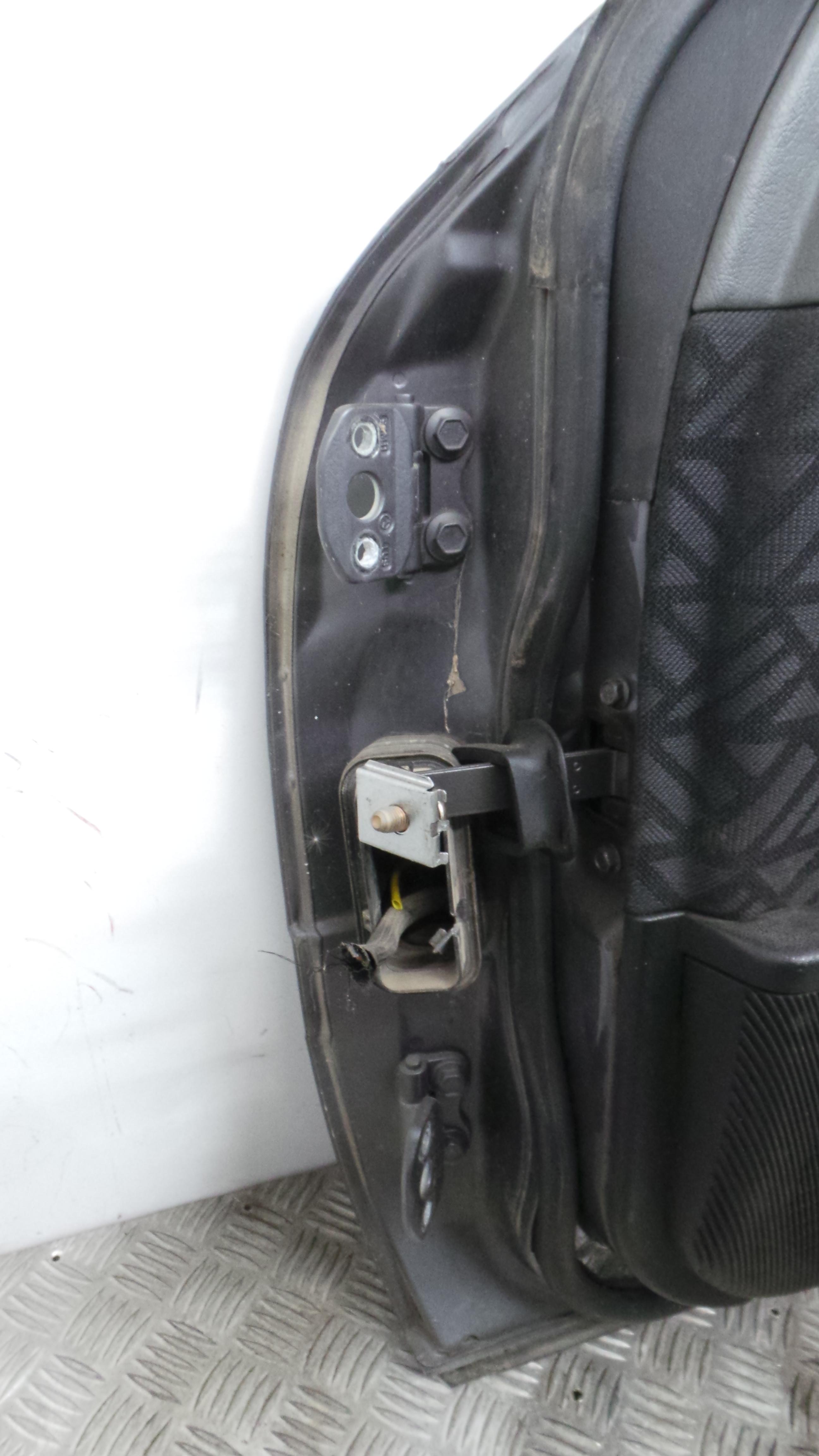 Porta Frente Dto A2027201605 - MERCEDES-BENZ C-CLASS (W202)-36599344