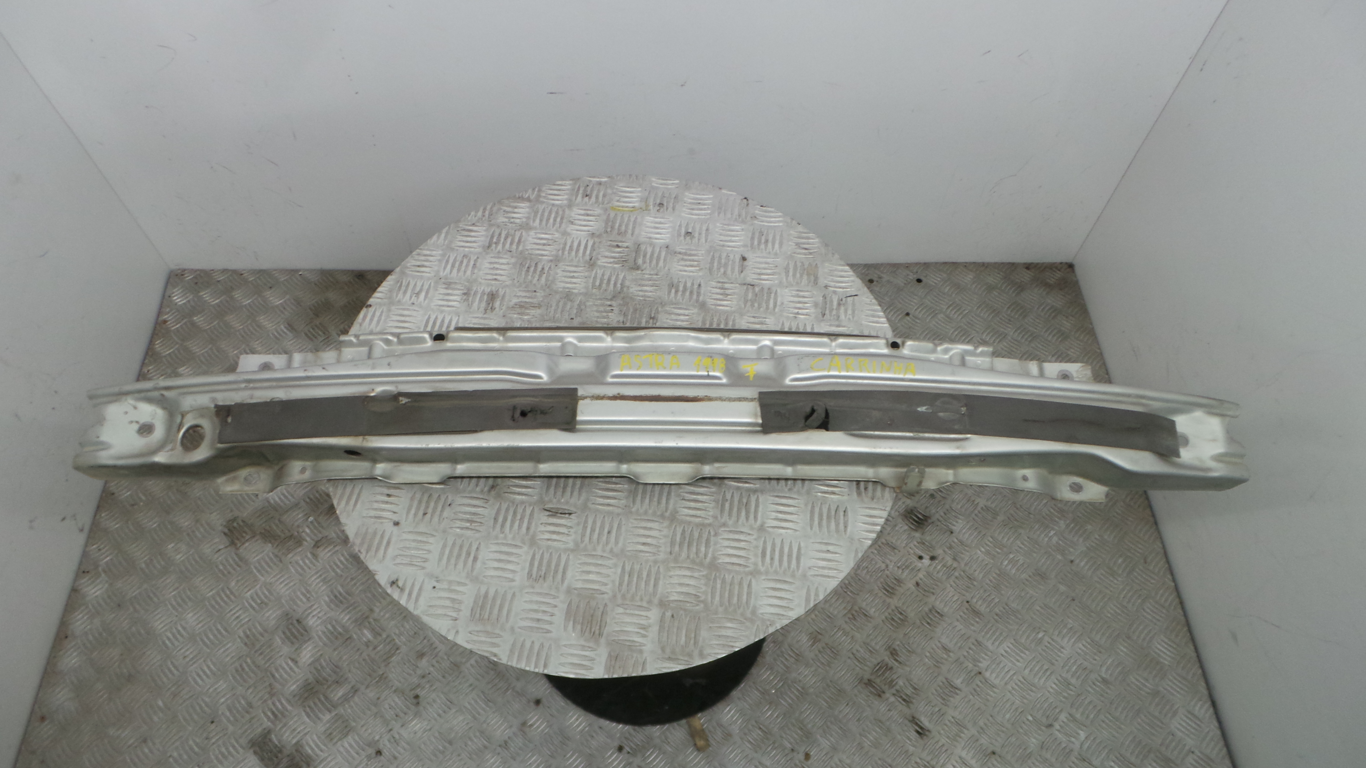 Reforço do Para Choques Frente  13116468 - OPEL ASTRA G Combi (T98)-36604579