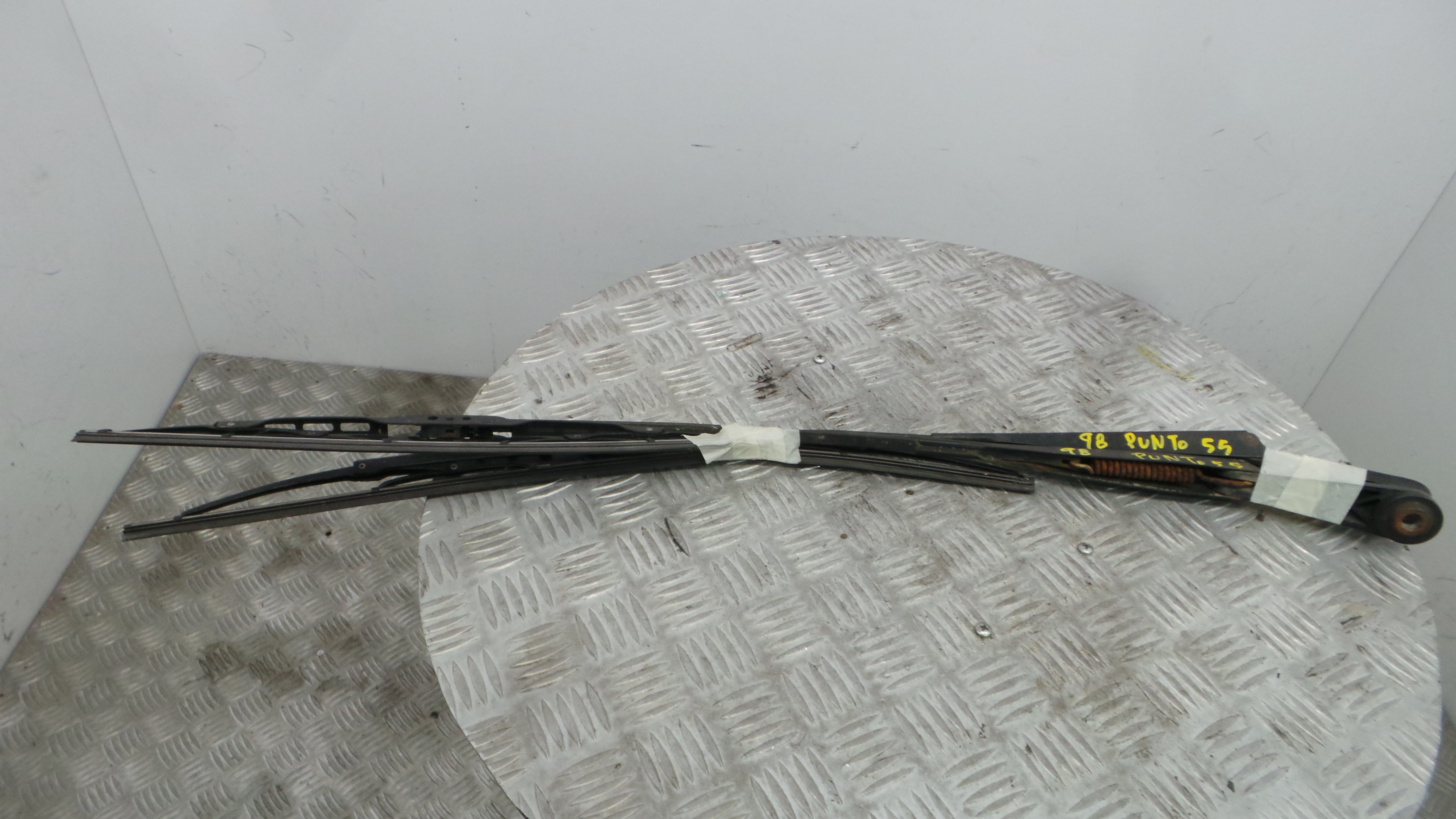 Braço Do Limpa-vidros 46523911 - FIAT PUNTO (176_)-36605452