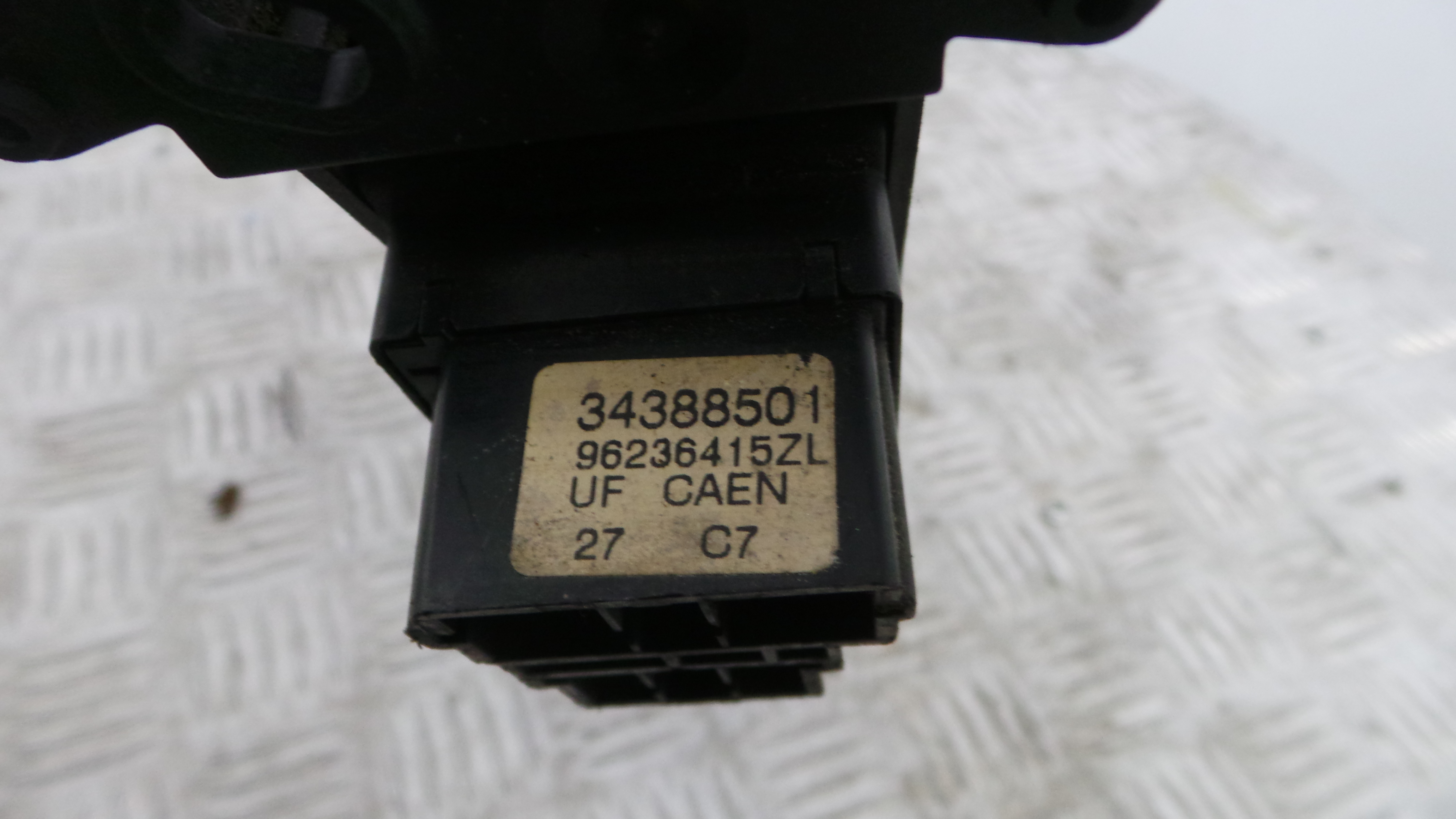 Manete / Comando dos Piscas 9620376580 - CITROËN BERLINGO / BERLINGO FIRST Caixa/monovolume (M_)-36610105