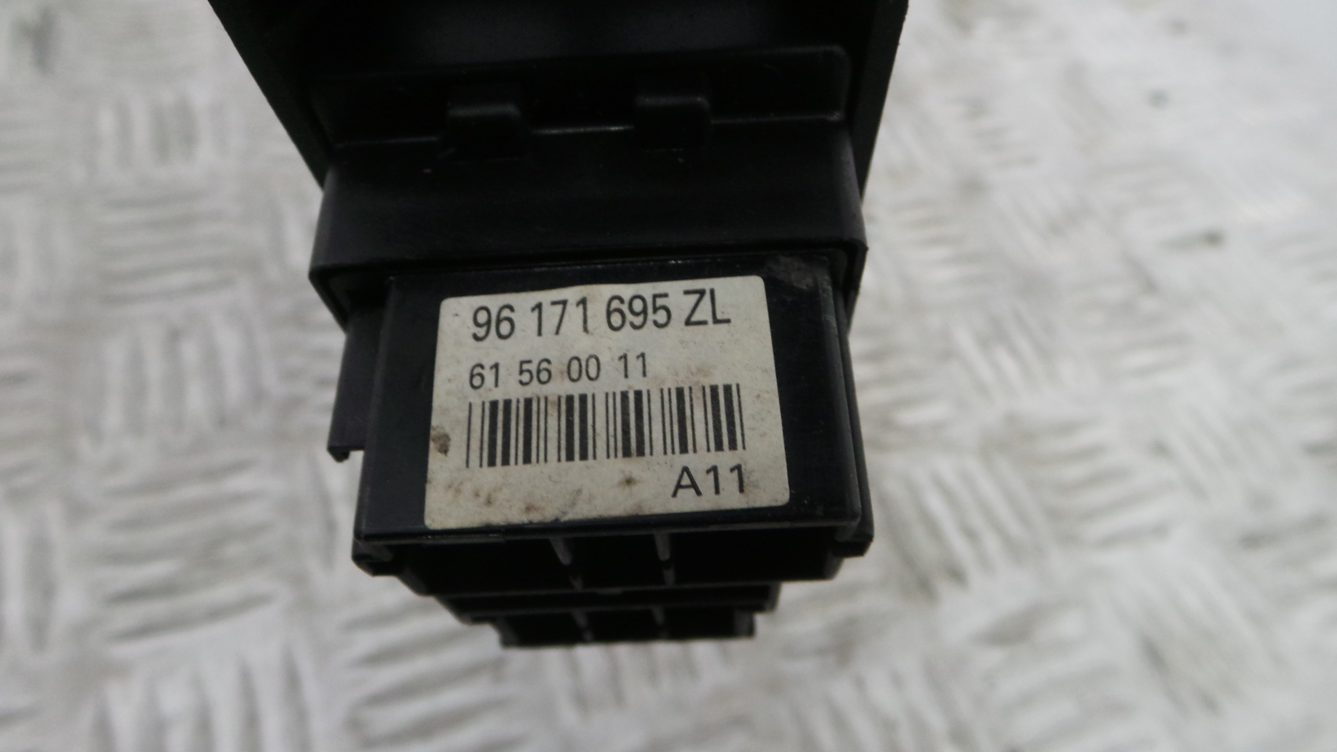 Manete / Comando dos Piscas 96171695ZL - PEUGEOT 106 II (1A_, 1C_)-36610109