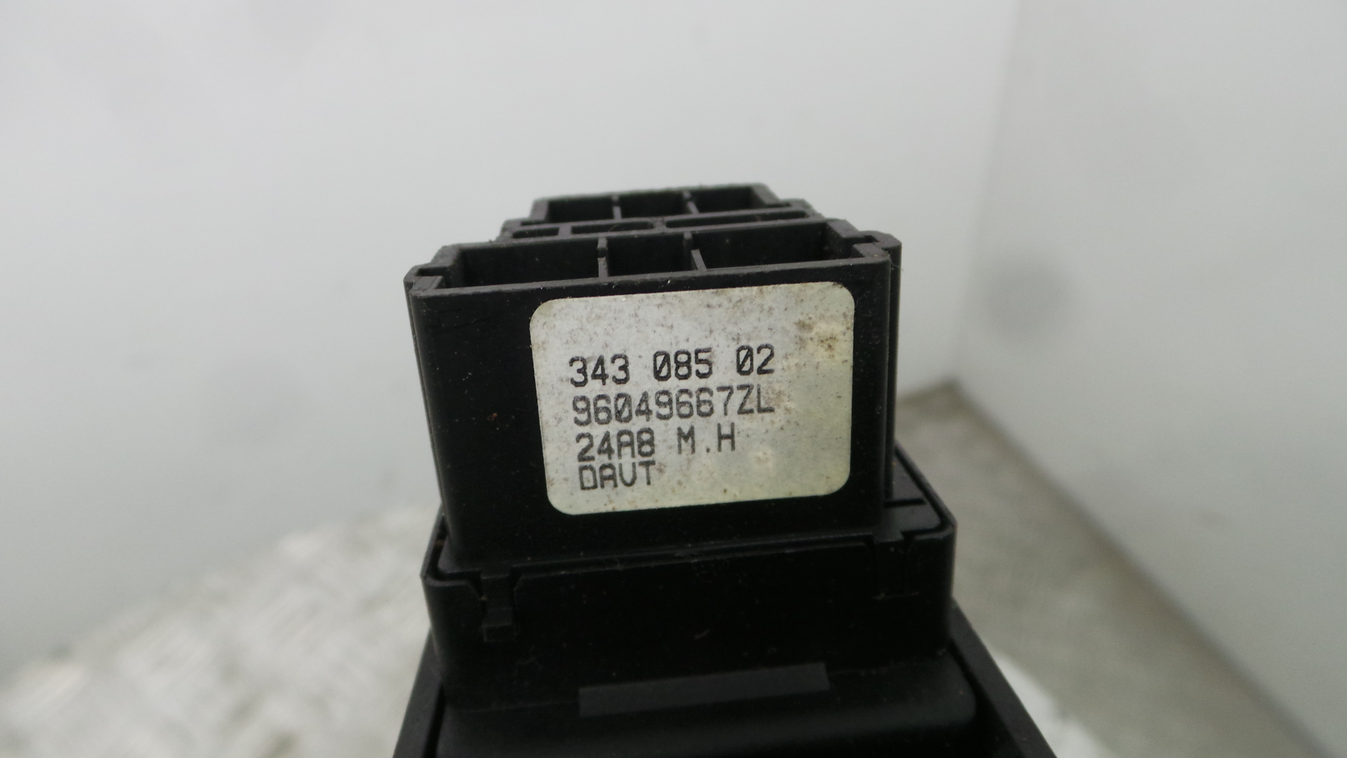 Manete / Comando dos Piscas 96049667ZL - PEUGEOT 106 II (1A_, 1C_)-36610119