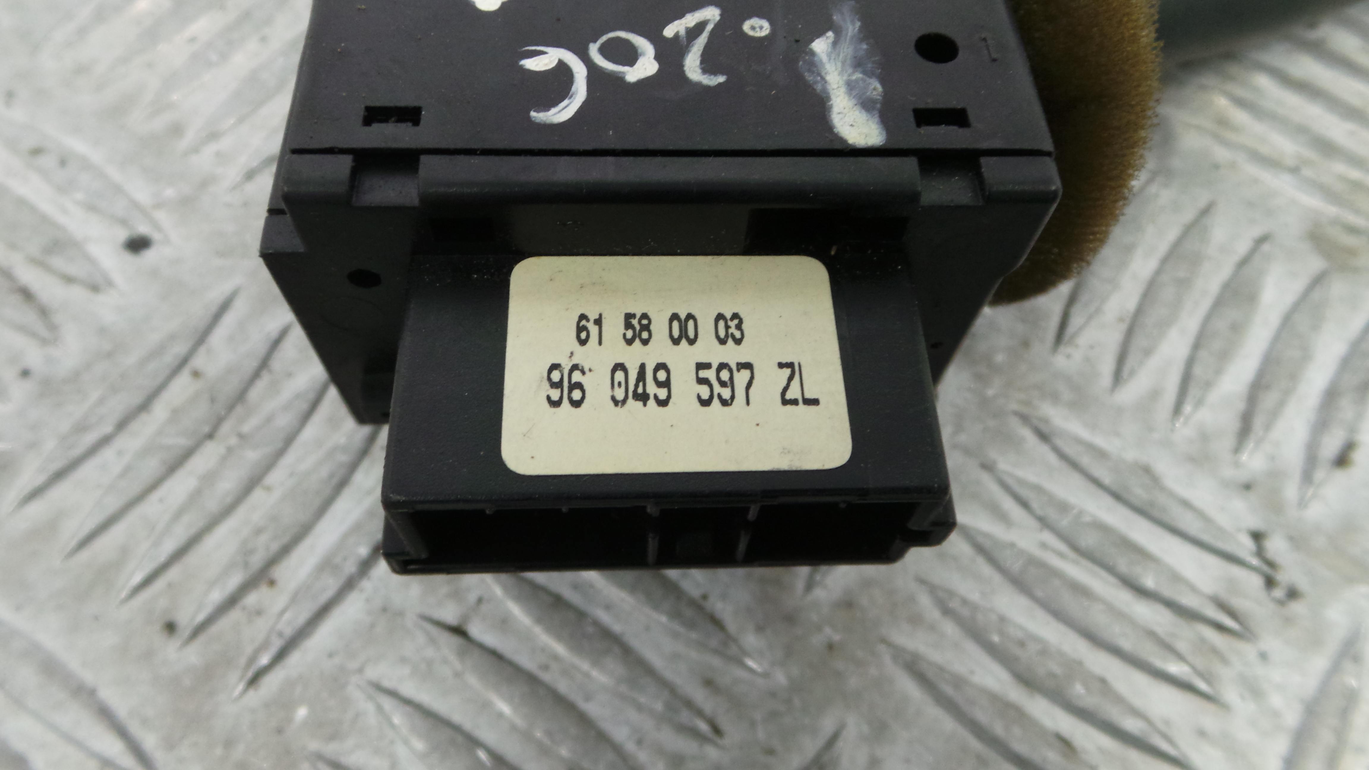 Comando de Limpa Para Brisas 96049597ZL - PEUGEOT 206 Hatchback (2A/C)-36610306