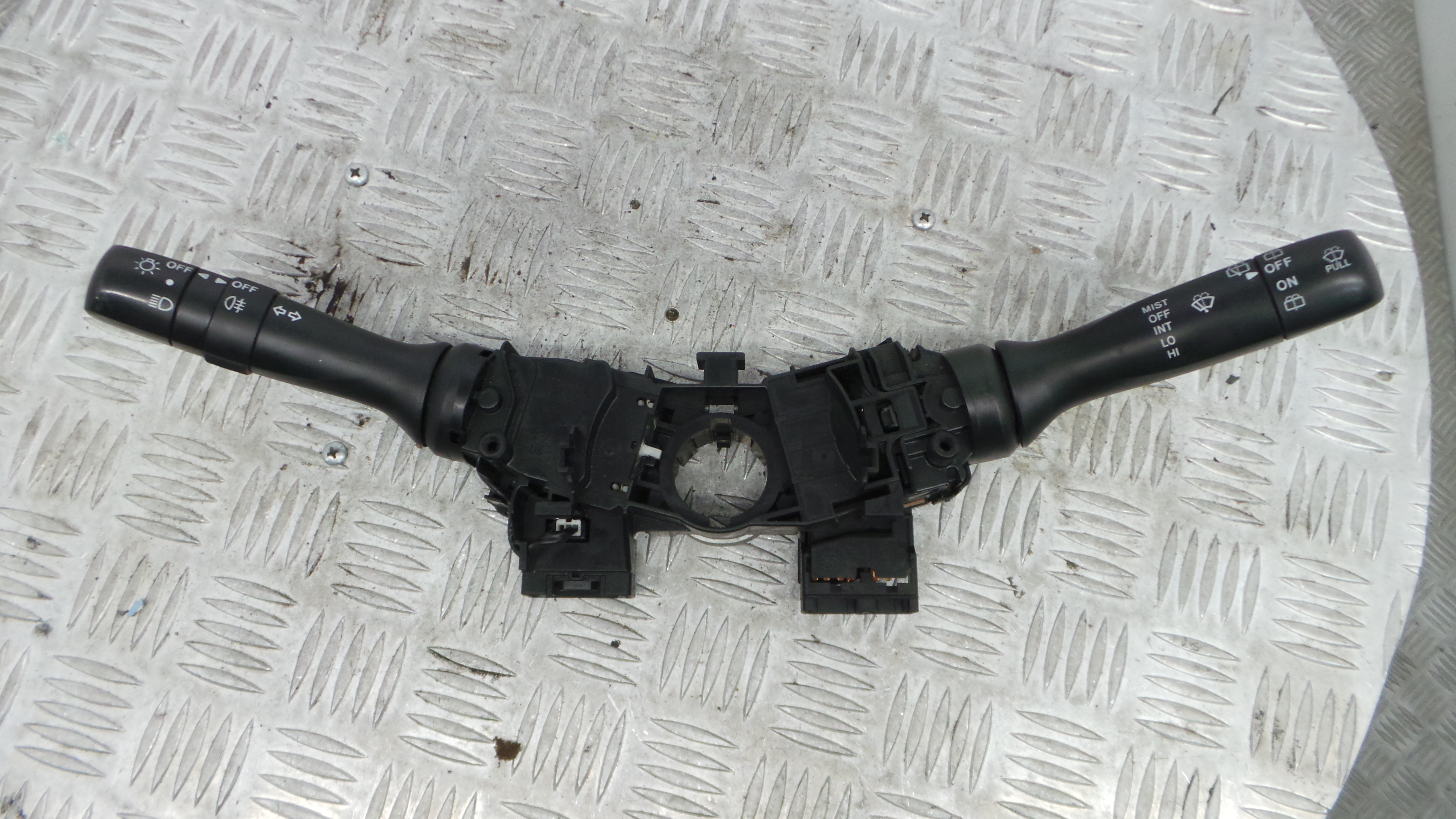 Manete / Comando dos Piscas 17F001 - PEUGEOT 107 (PM_, PN_)-36610363