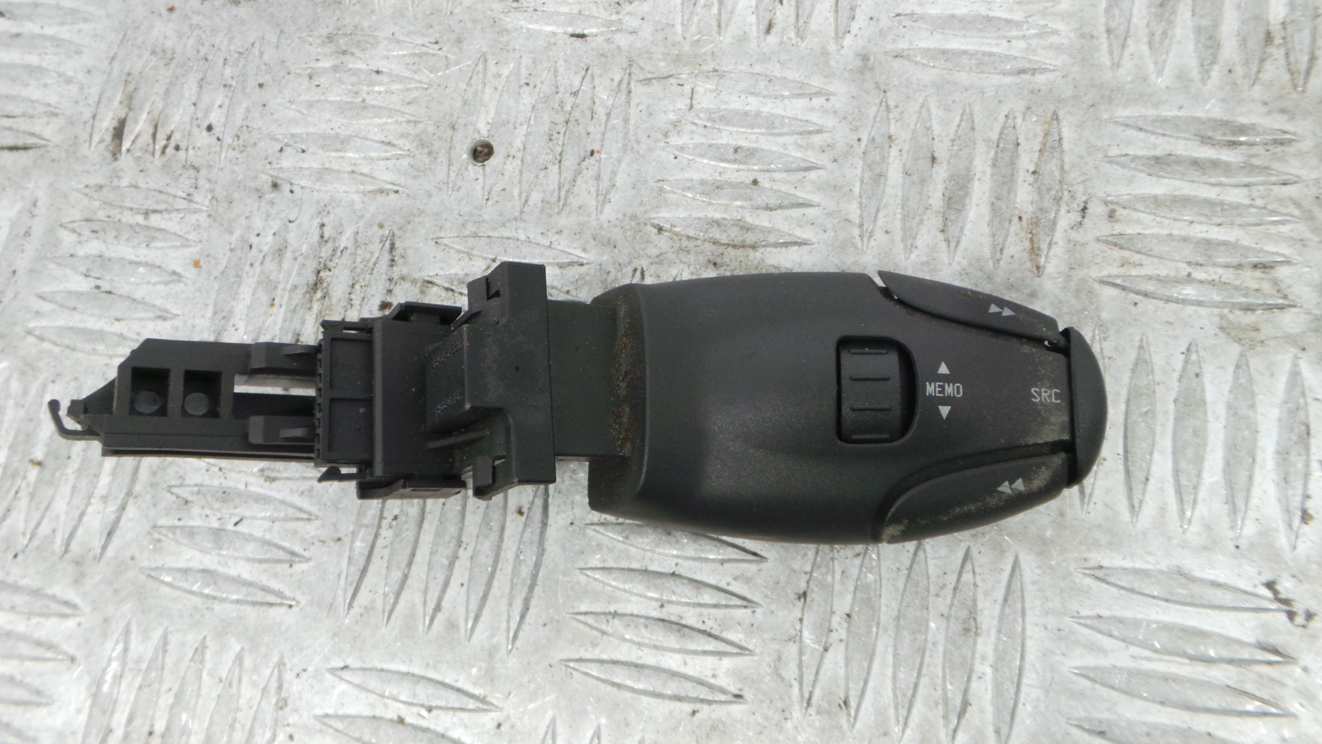 Comando do Rádio 96413388XT - PEUGEOT 206 Hatchback (2A/C)-36610367