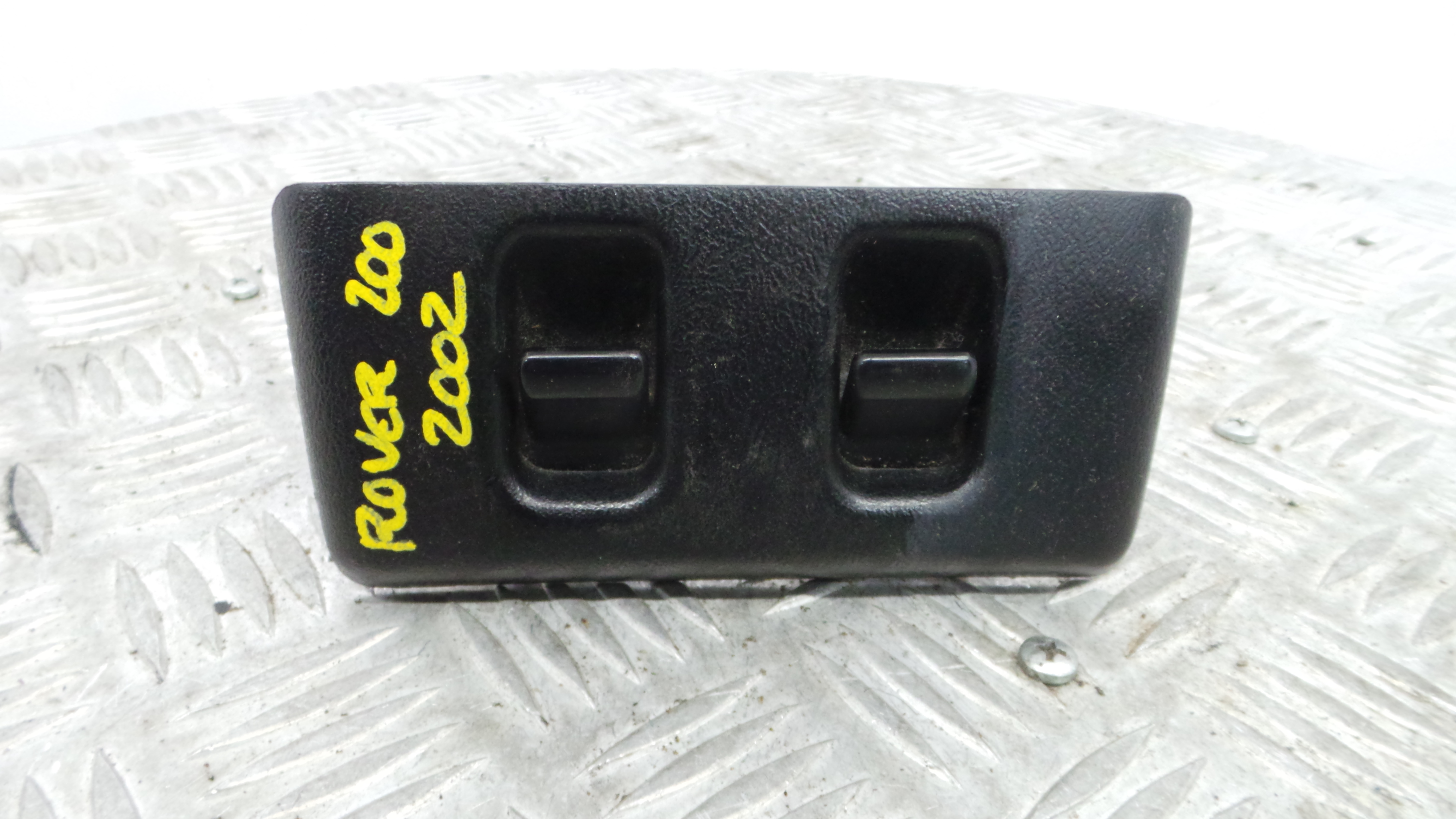 Interruptor / Comando Elevador Vidro Frente Esq  FHR100210XXX - ROVER 200 II Hatchback (RF)-36616497
