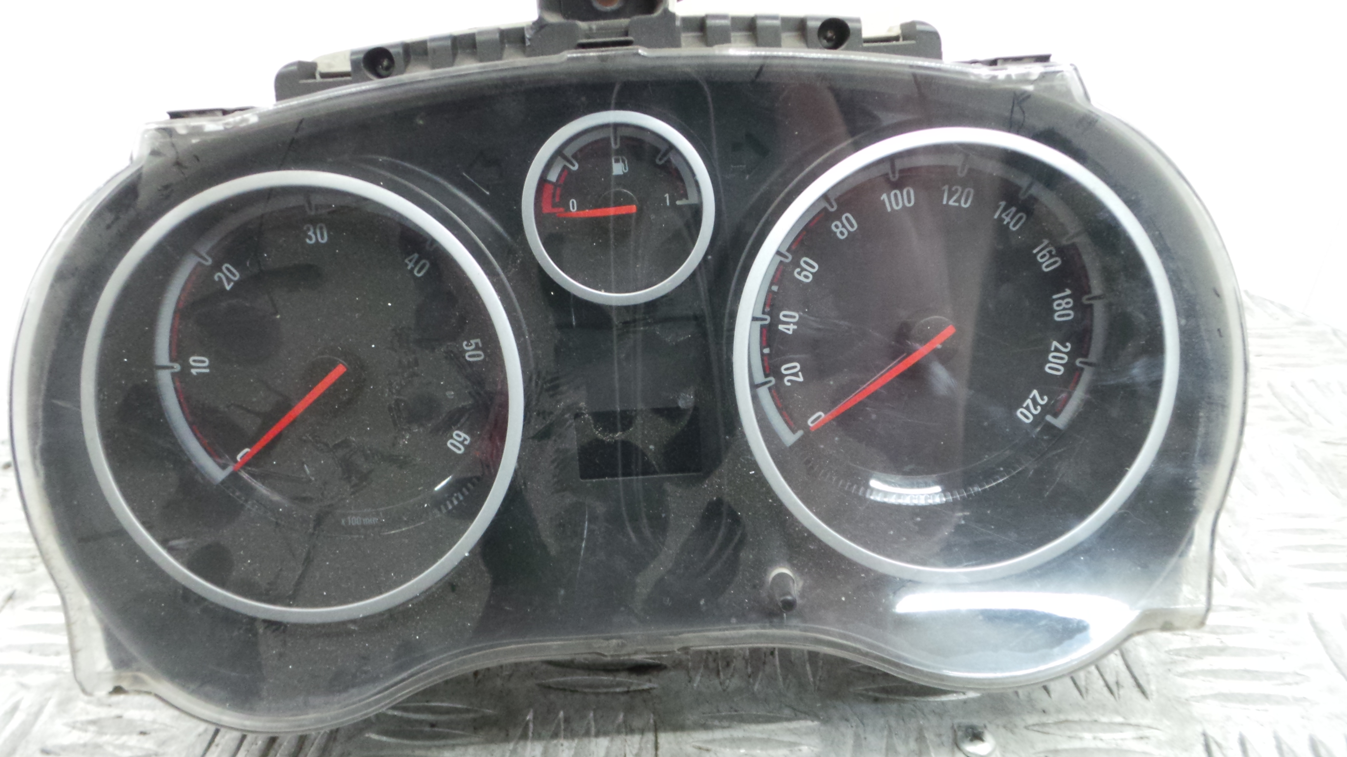 Quadrante 13264285 - OPEL CORSA D (S07)-36616867