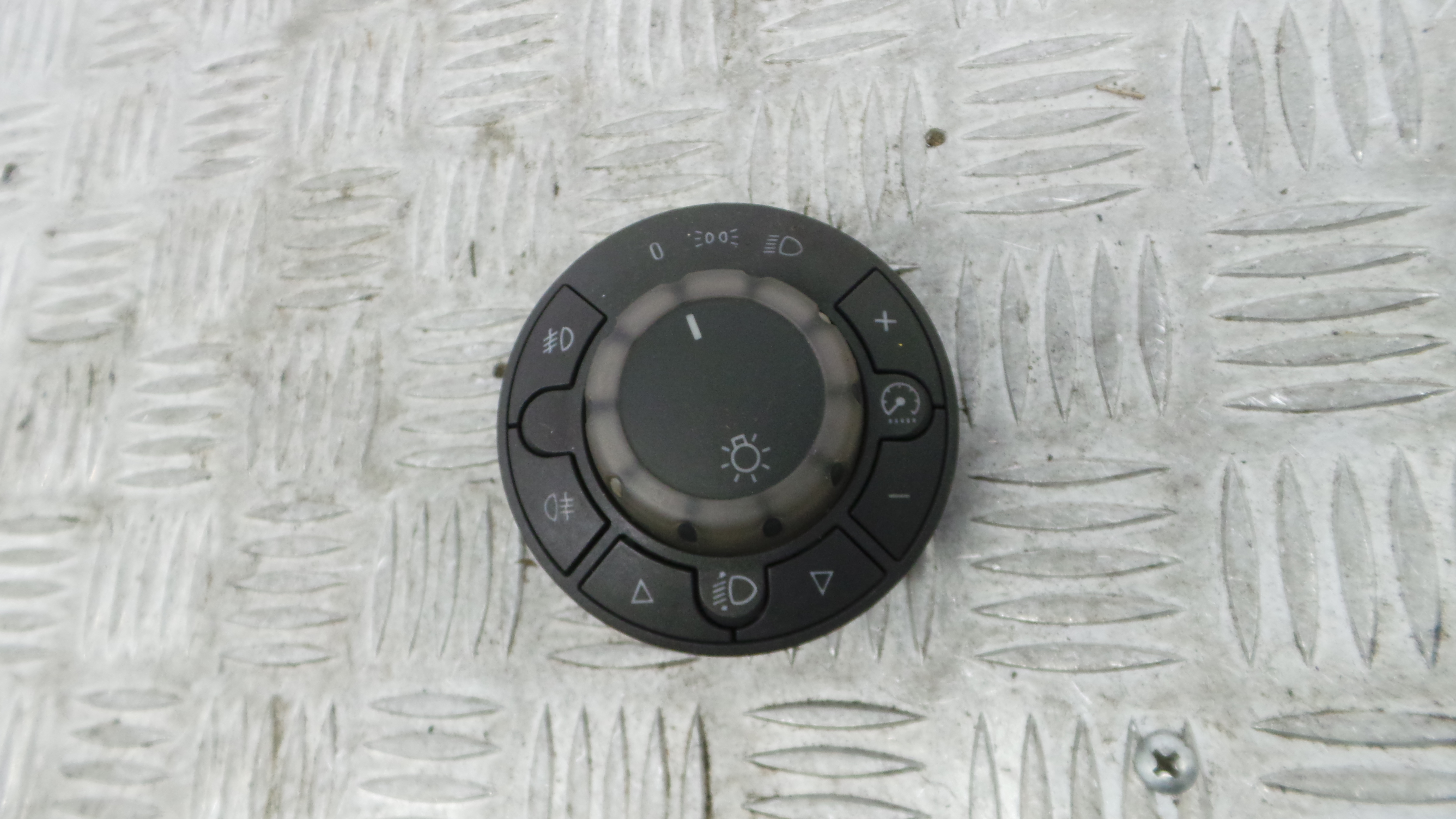 Comando das luzes 13249401 - OPEL CORSA D (S07)-36616910 Comando das luzes 13249401 - OPEL CORSA D (S07)-36616910