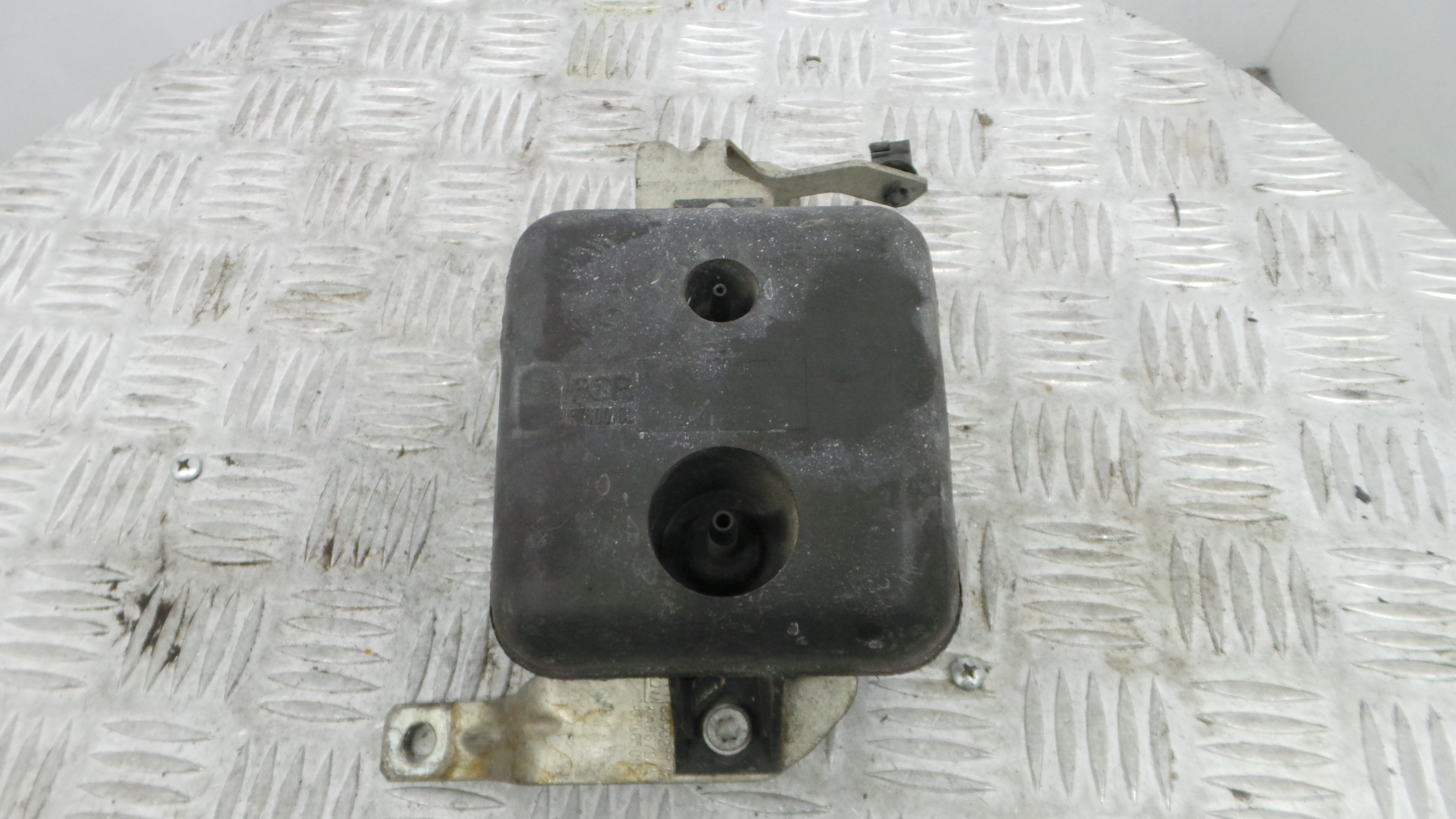 Atuador de vácuo FV800102 - OPEL CORSA D (S07)-36616982
