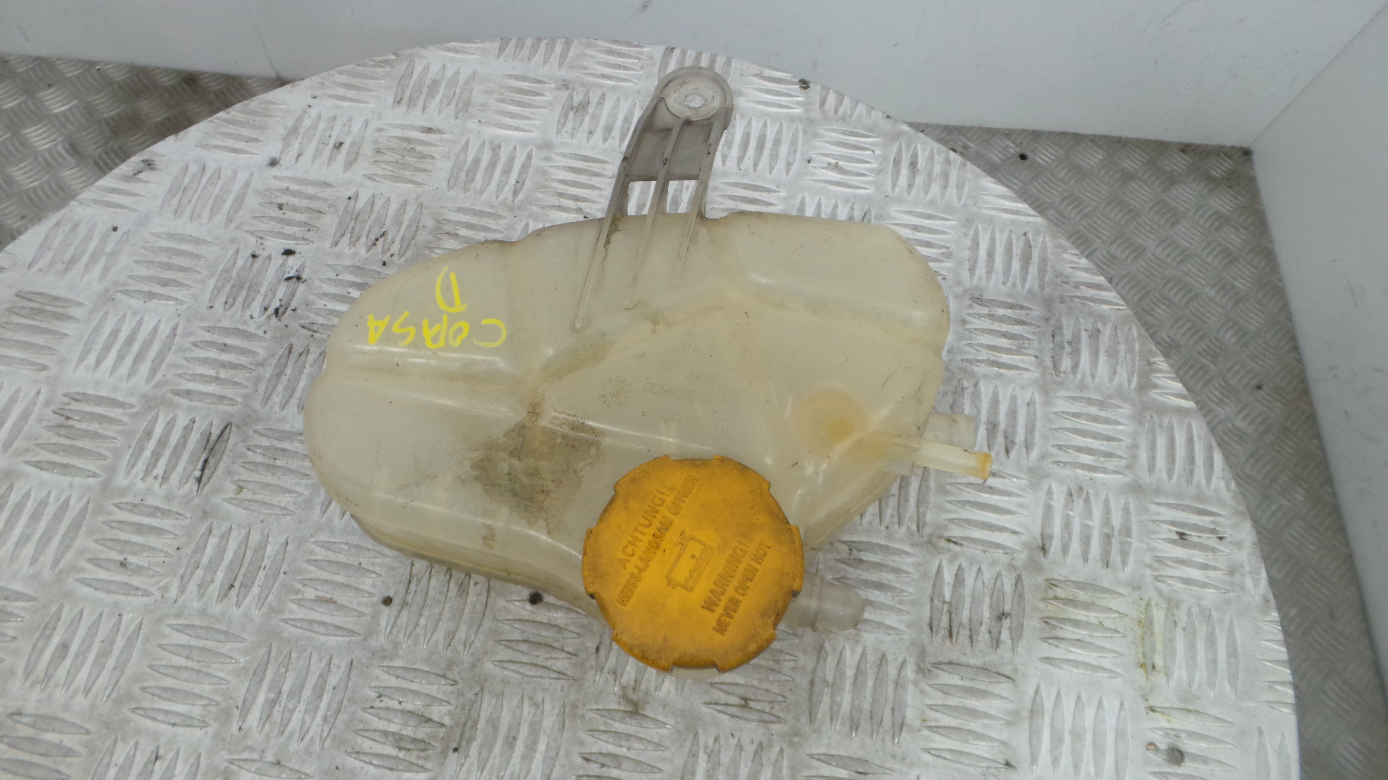 Depósito Água Radiador / Vazo de Expansao 55702165 - OPEL CORSA D (S07)-36617013 Depósito Água Radiador / Vazo de Expansao 55702165 - OPEL CORSA D (S07)-36617013