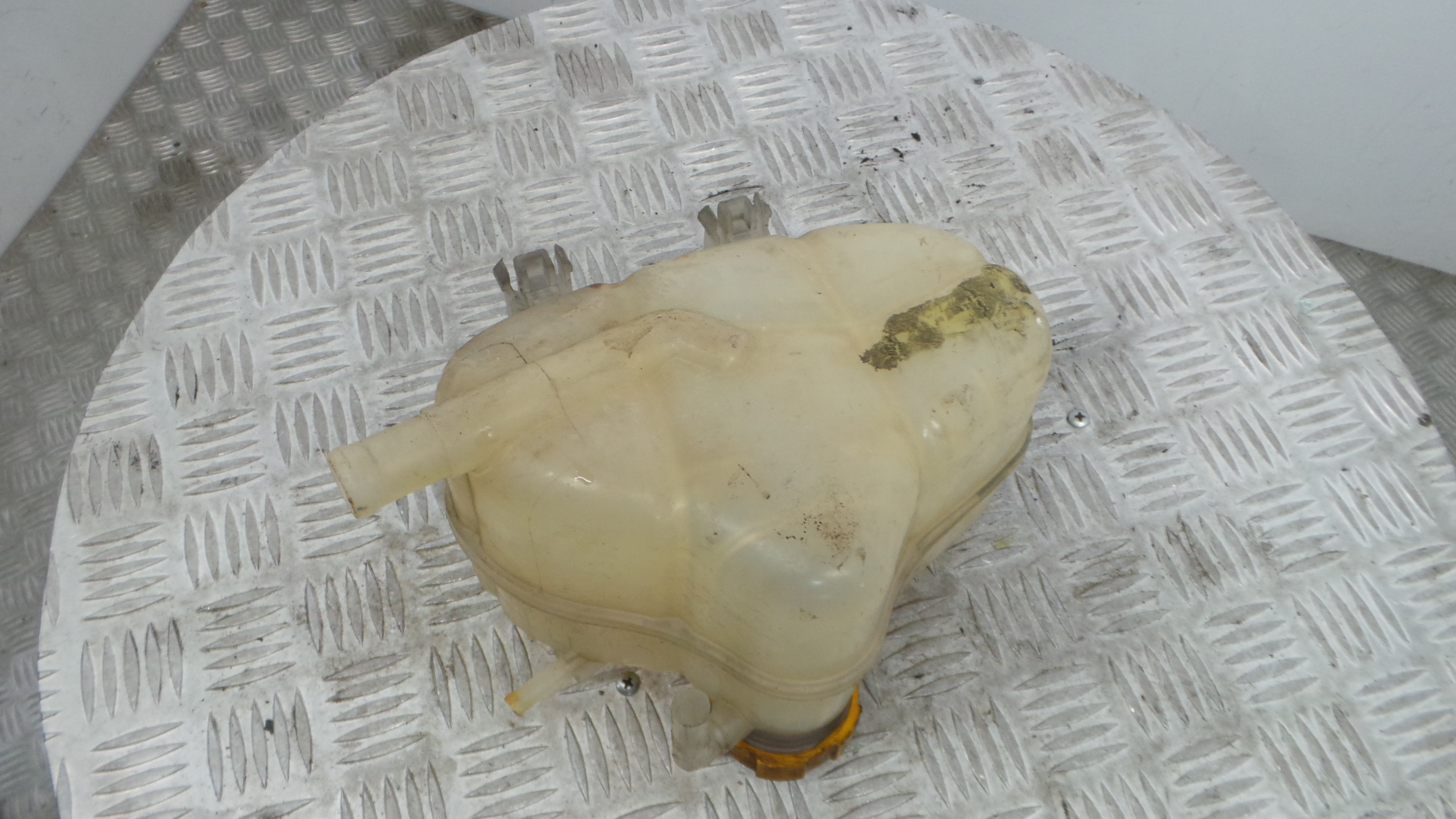 Depósito Água Radiador / Vazo de Expansao 55702165 - OPEL CORSA D (S07)-36617013