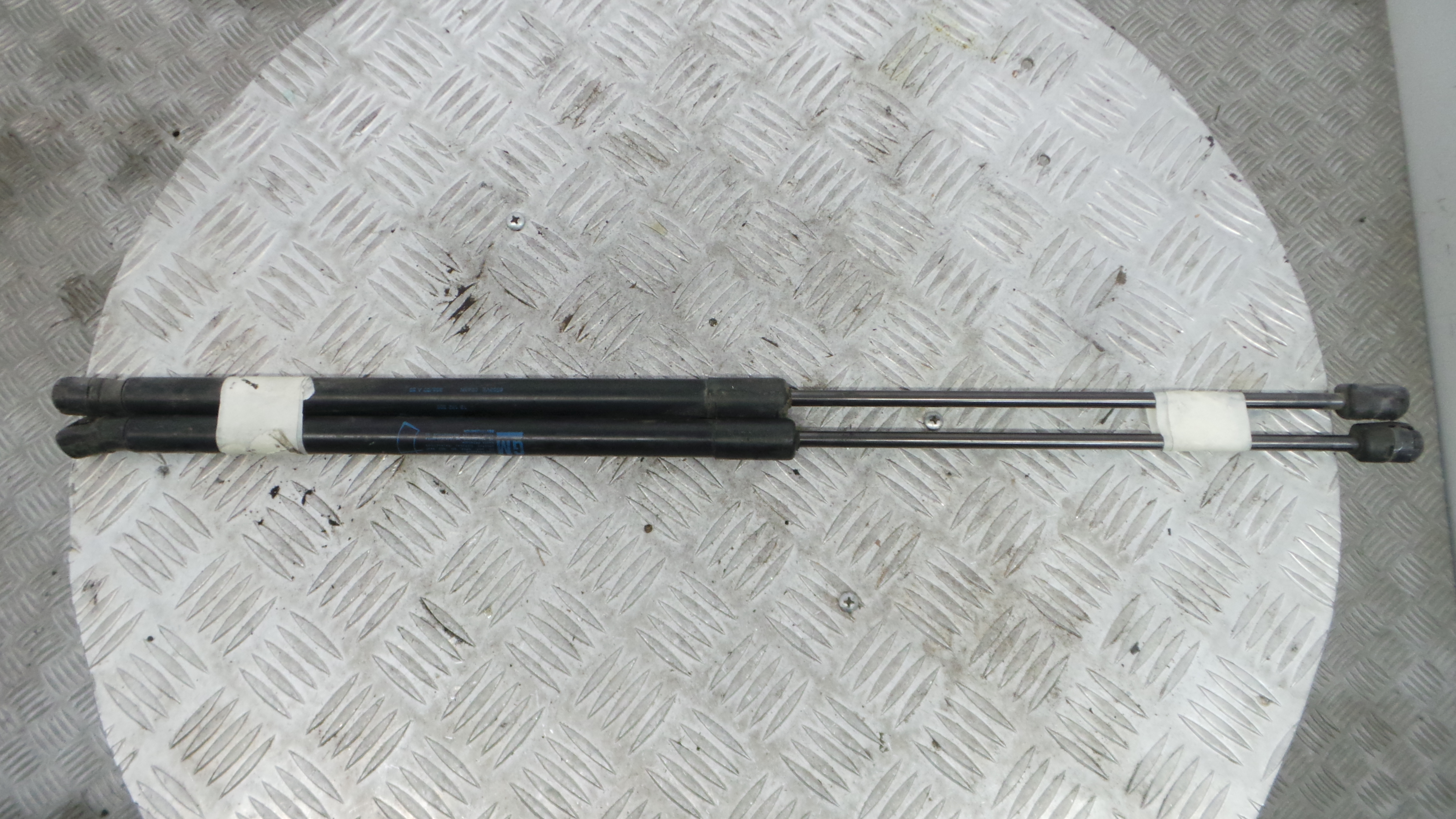 Amortecedor da Mala 13182309 - OPEL CORSA D (S07)-36619505