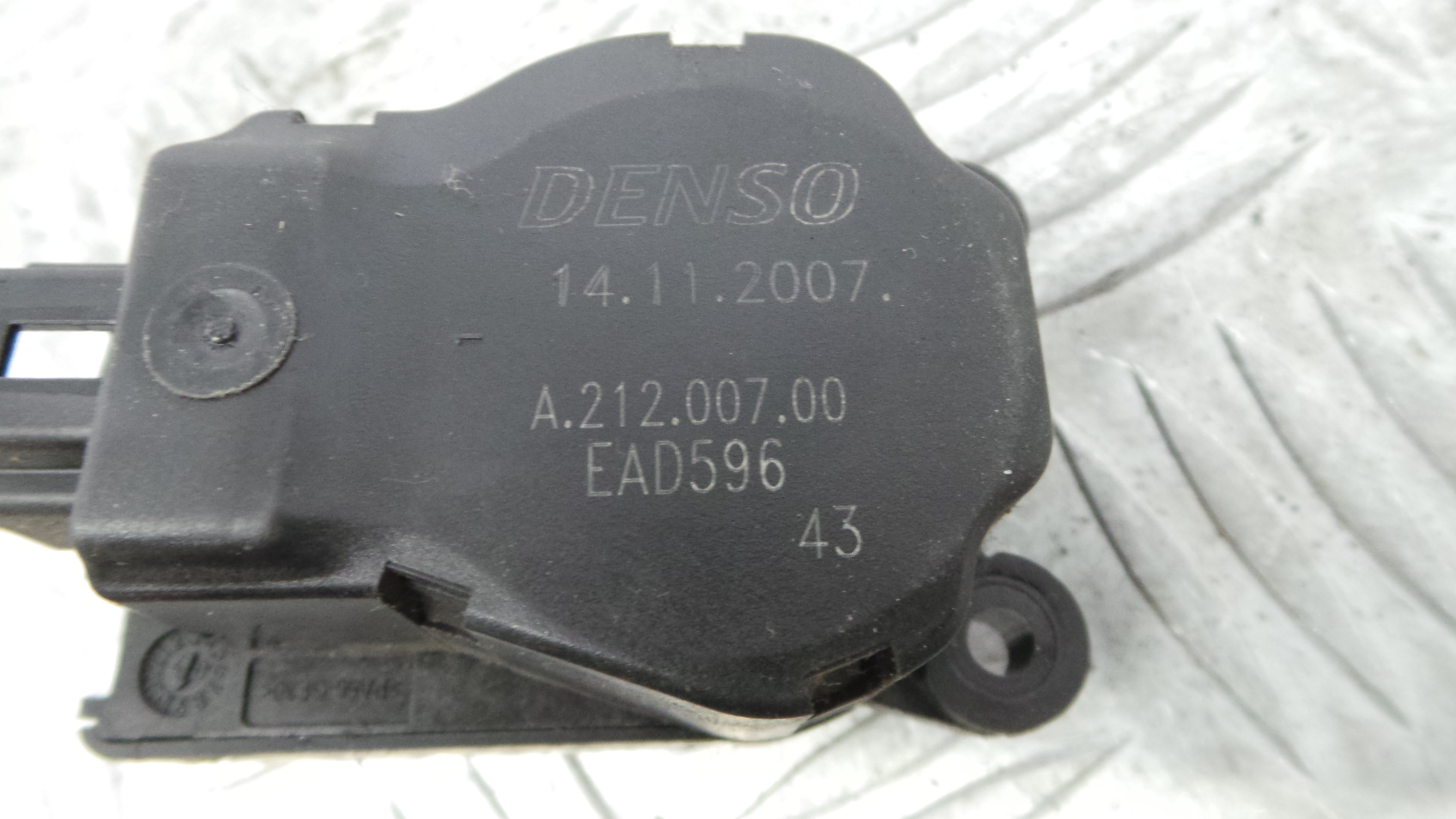 Atuador do Circuito de Ar A21200700 - OPEL CORSA D (S07)-36619549