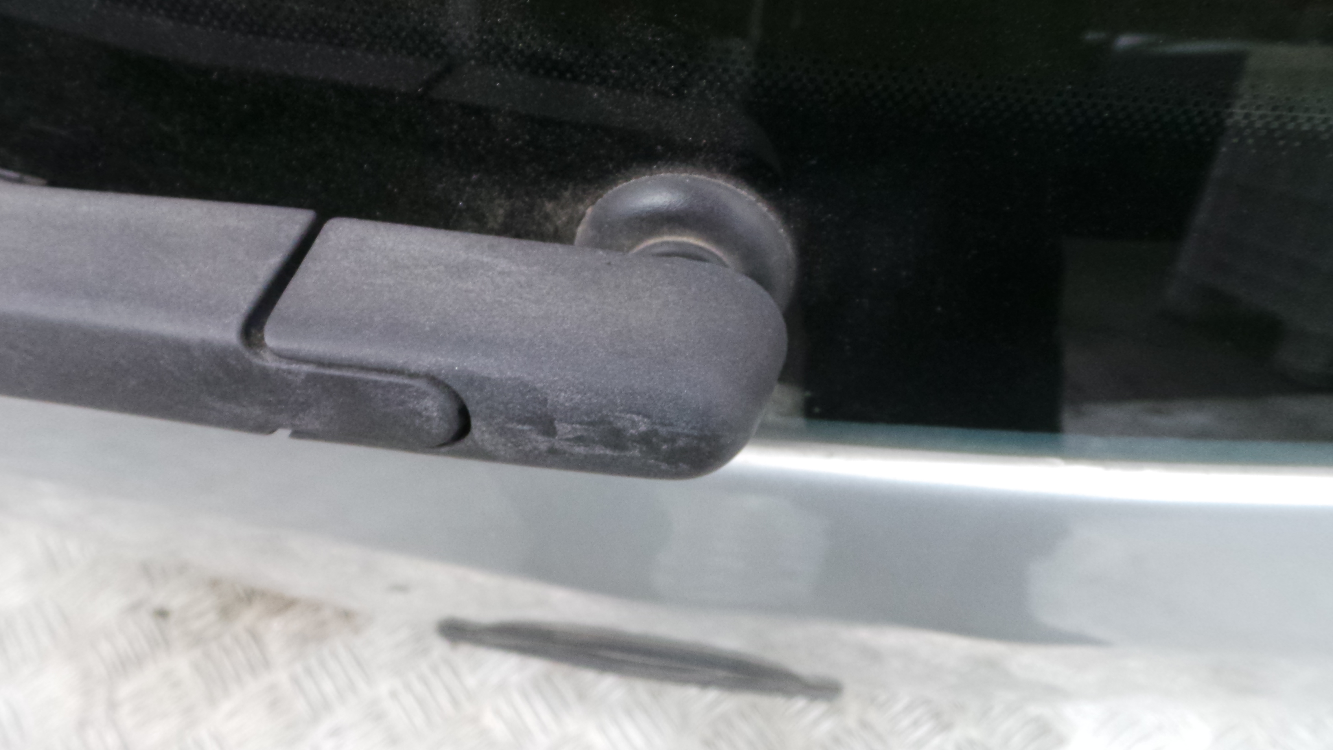 Motor Limpa Vidros Trás 13163029 - OPEL CORSA D (S07)-36621474