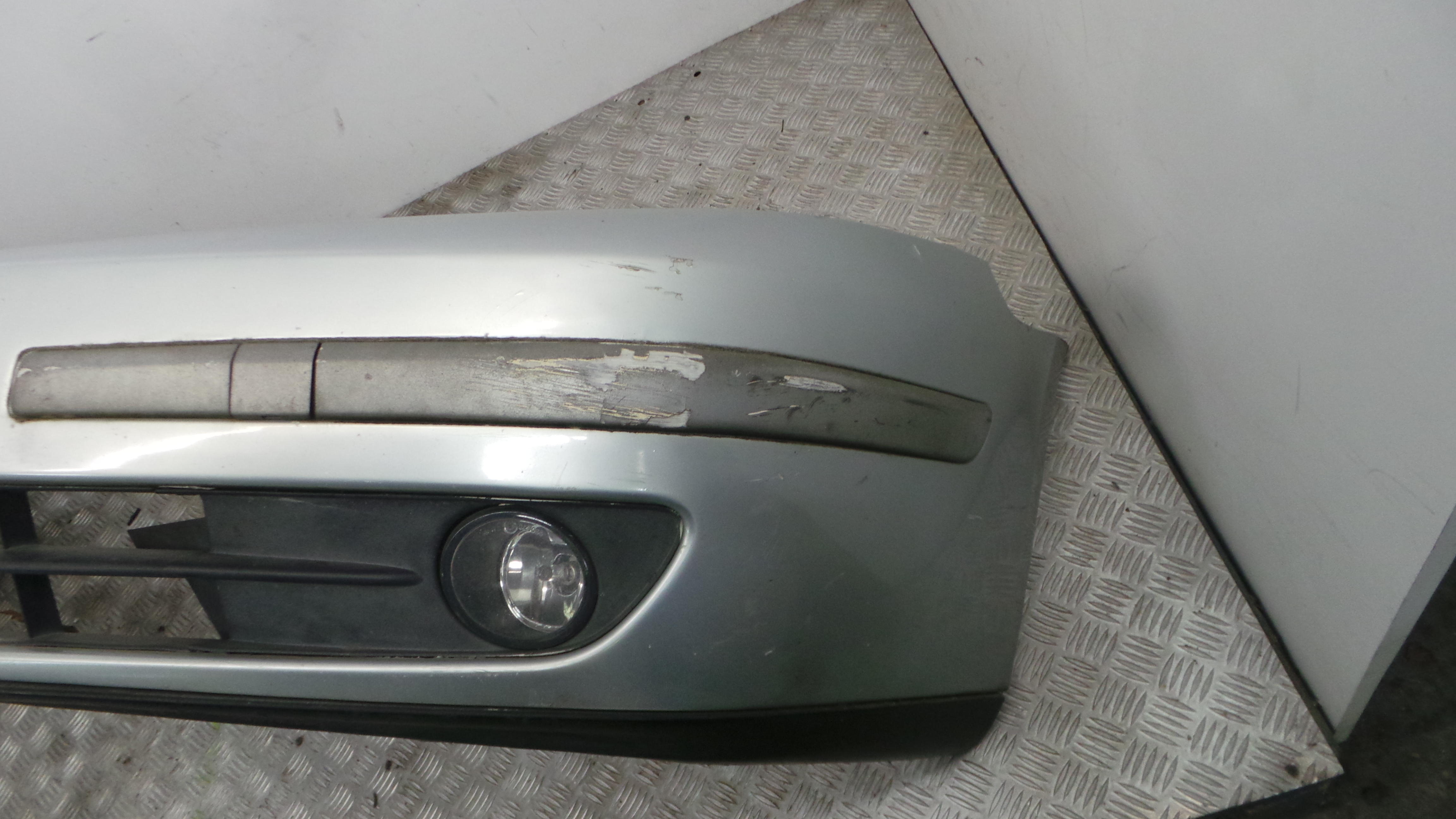 Para Choques Frente 8200008270 - RENAULT LAGUNA II (BG0/1_)-36621479