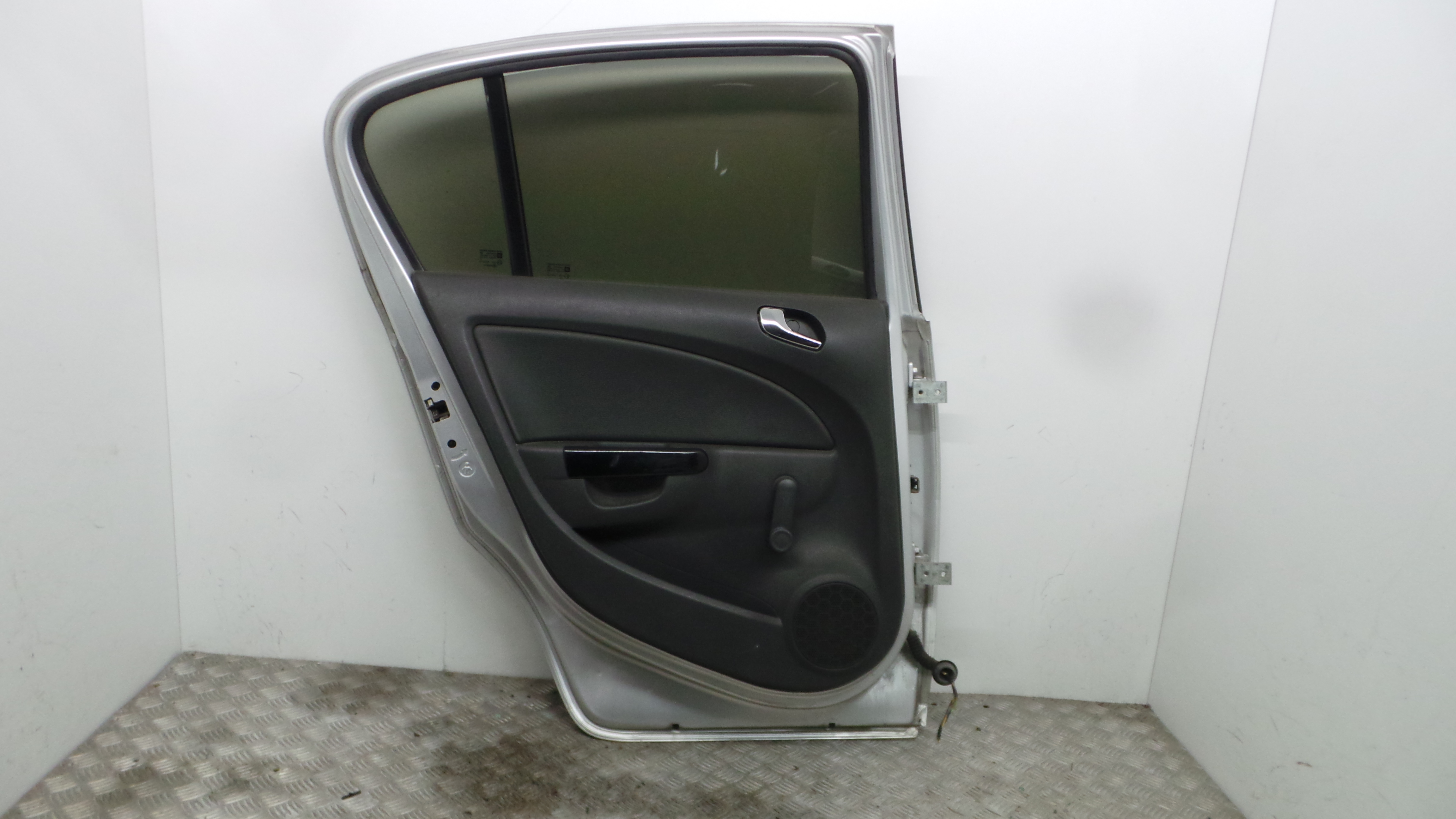 Porta Trás Esq 93189342 - OPEL CORSA D (S07)-36621521