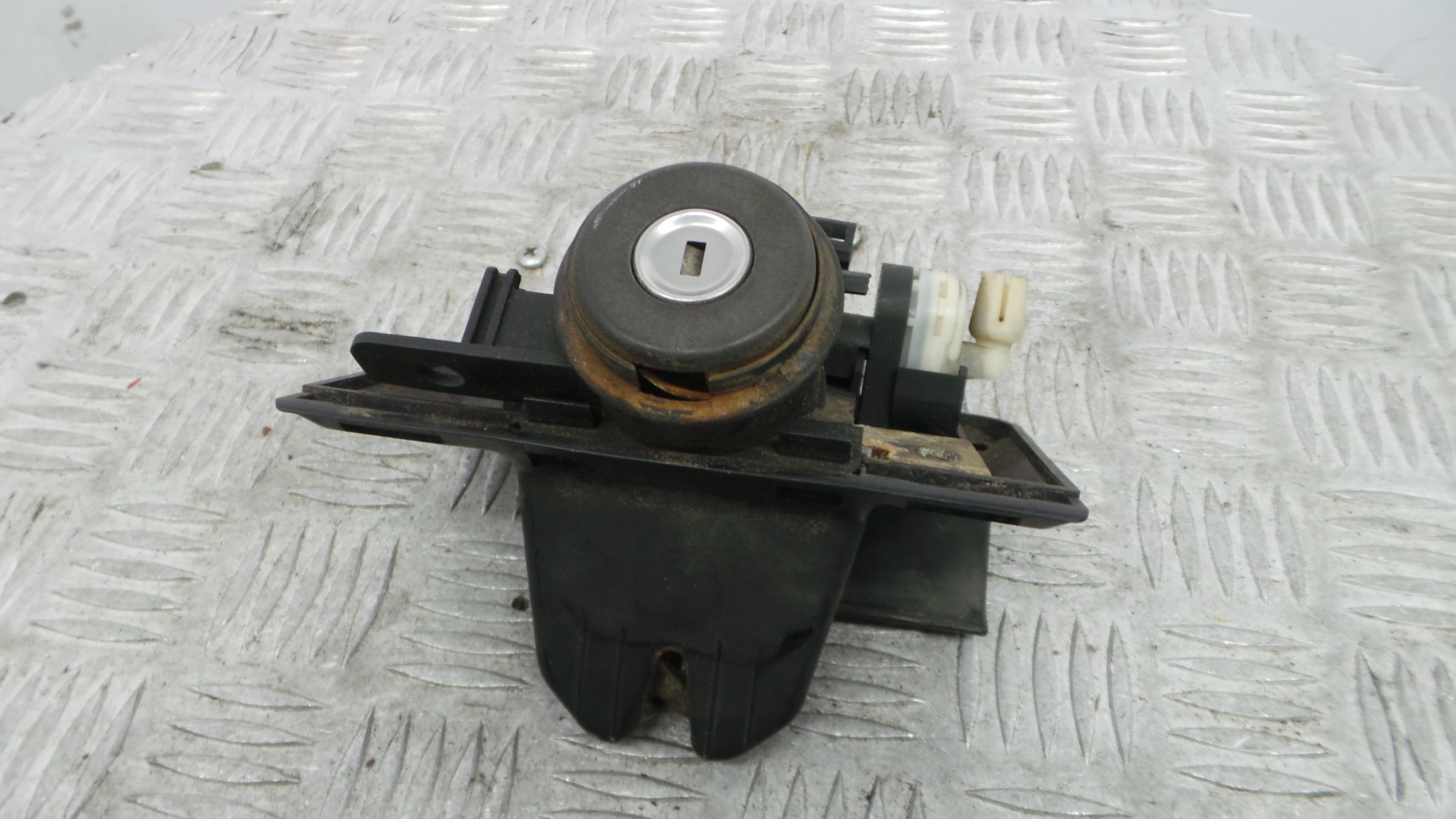 Fecho Mala  A2107500784 - MERCEDES-BENZ C-CLASS (W202)-38061487