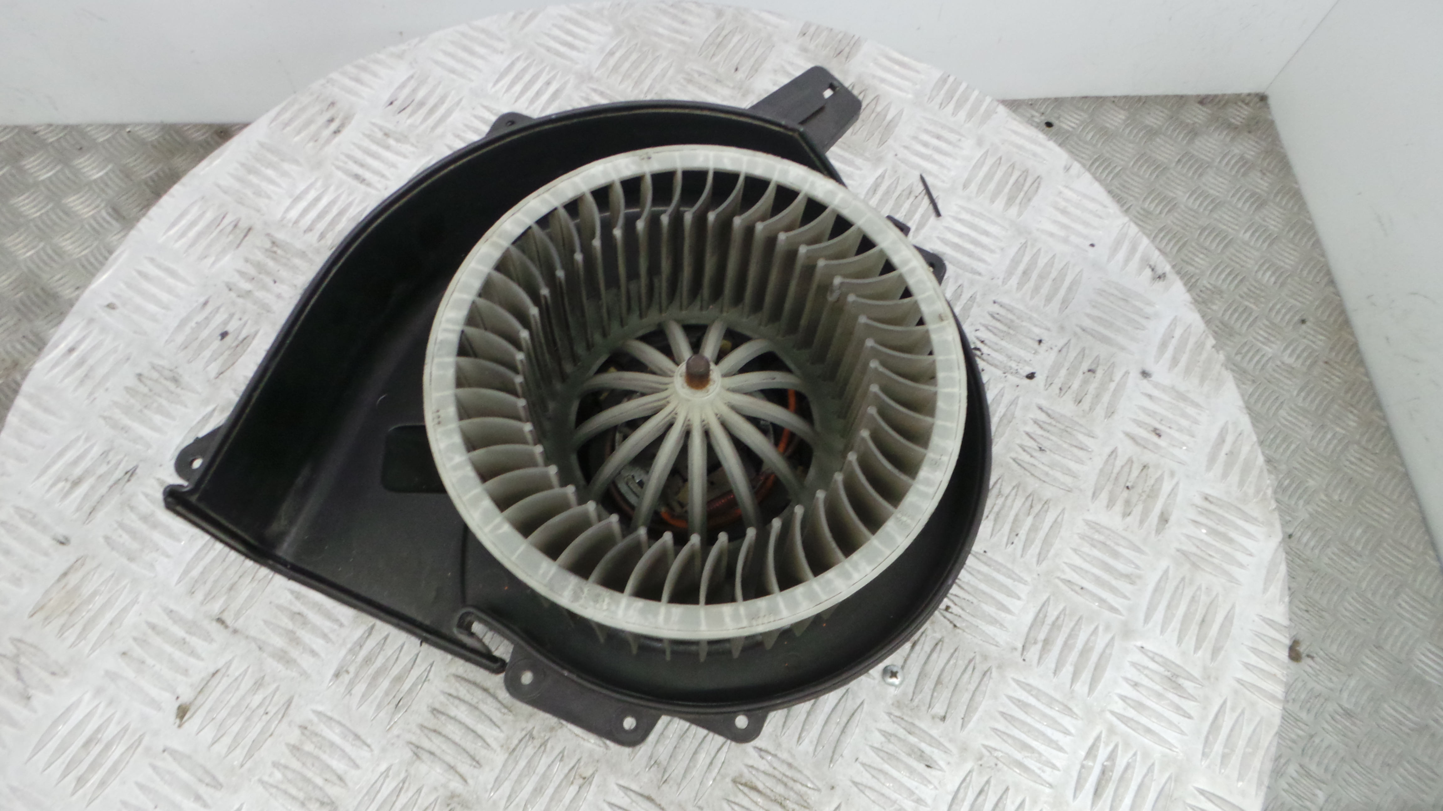 Motor da Chauffage / Motor de Sofagem 6Q1819015J - AUDI A1 (8X1, 8XK)-36622470 Motor da Chauffage / Motor de Sofagem 6Q1819015J - AUDI A1 (8X1, 8XK)-36622470