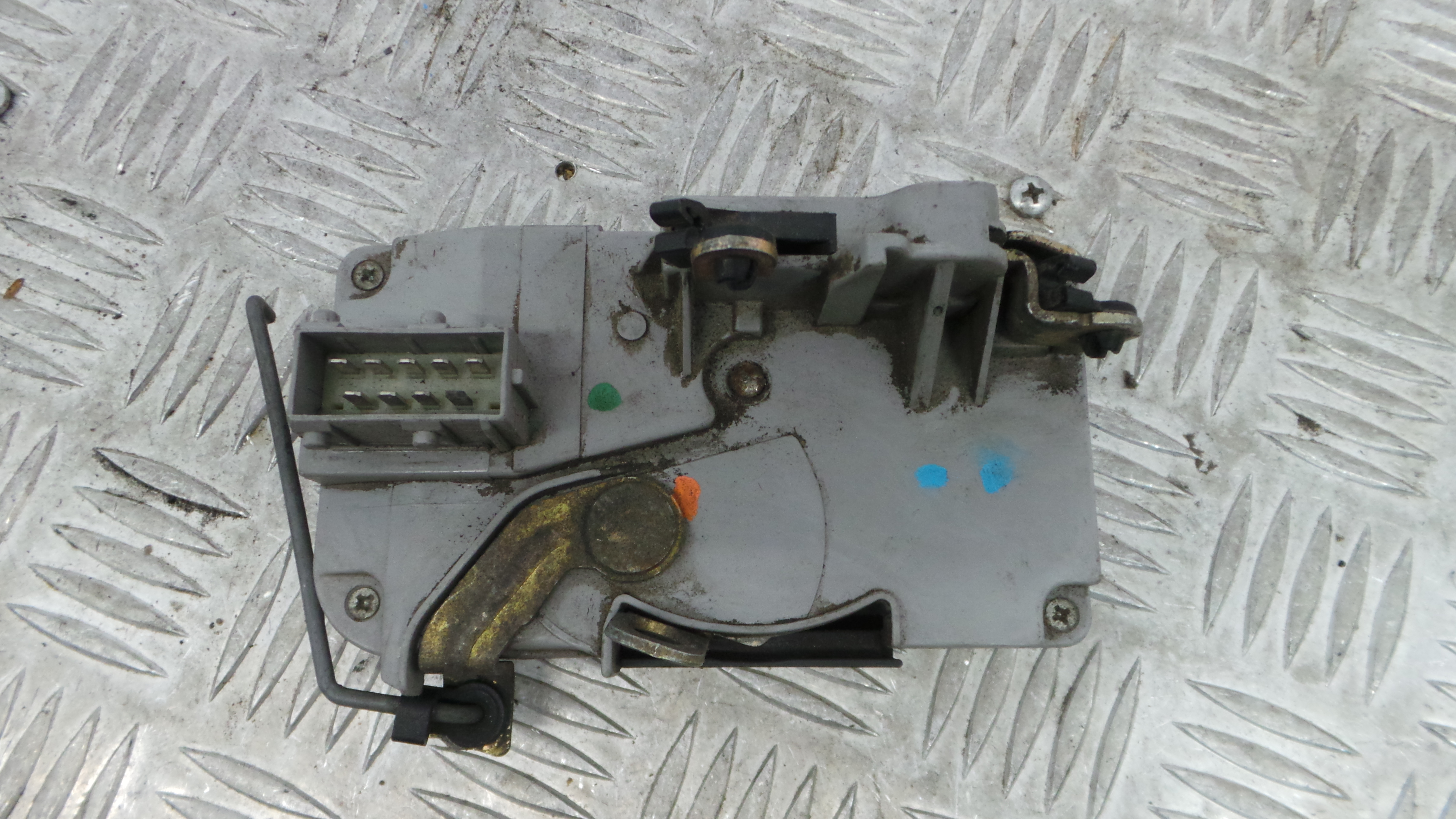 Fecho da Porta Dto 9136E3 - PEUGEOT 206 Hatchback (2A/C)-36628748