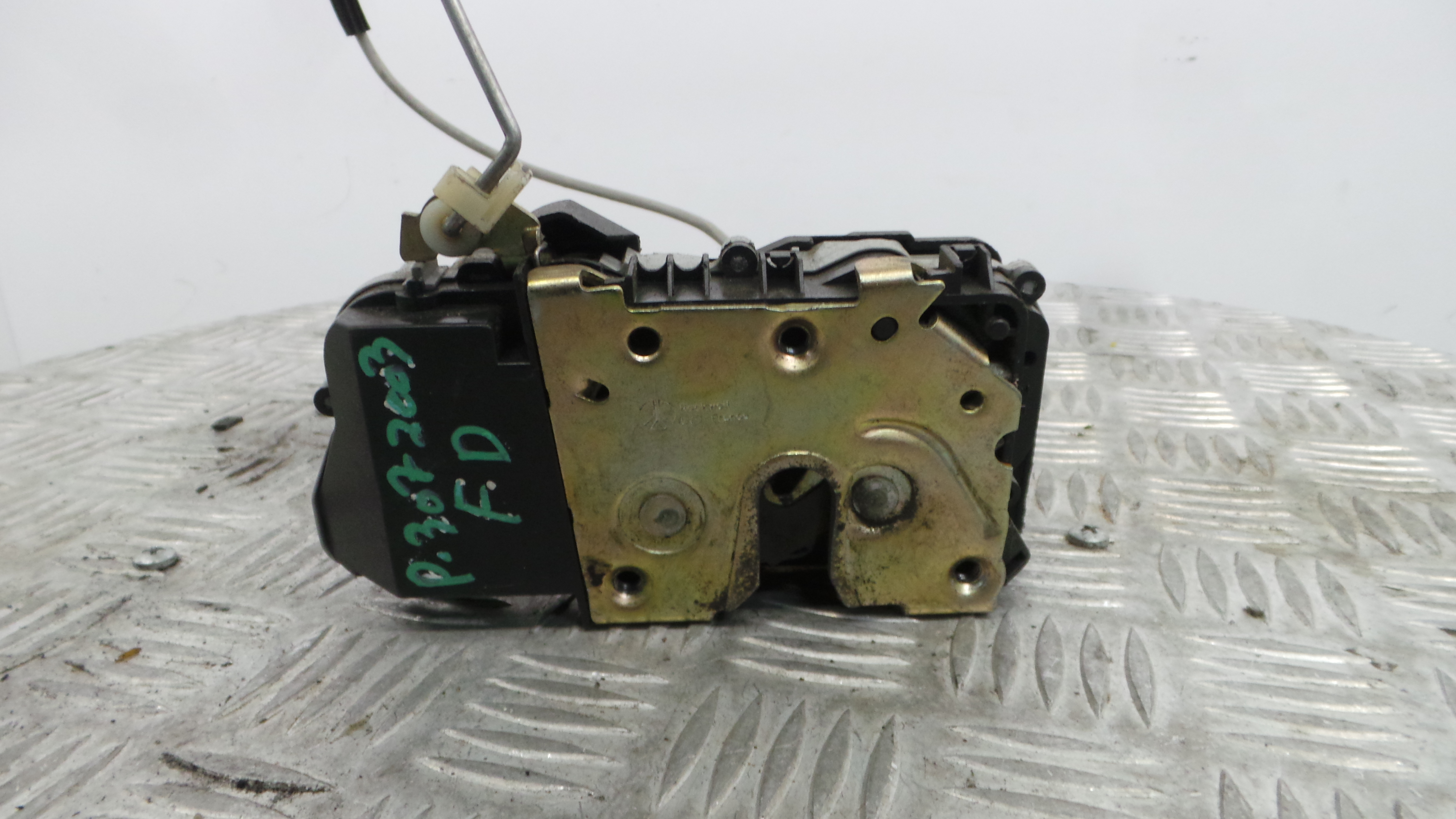 Fecho da Porta Frente Dto 9136AA - PEUGEOT 307 (3A/C)-36629159