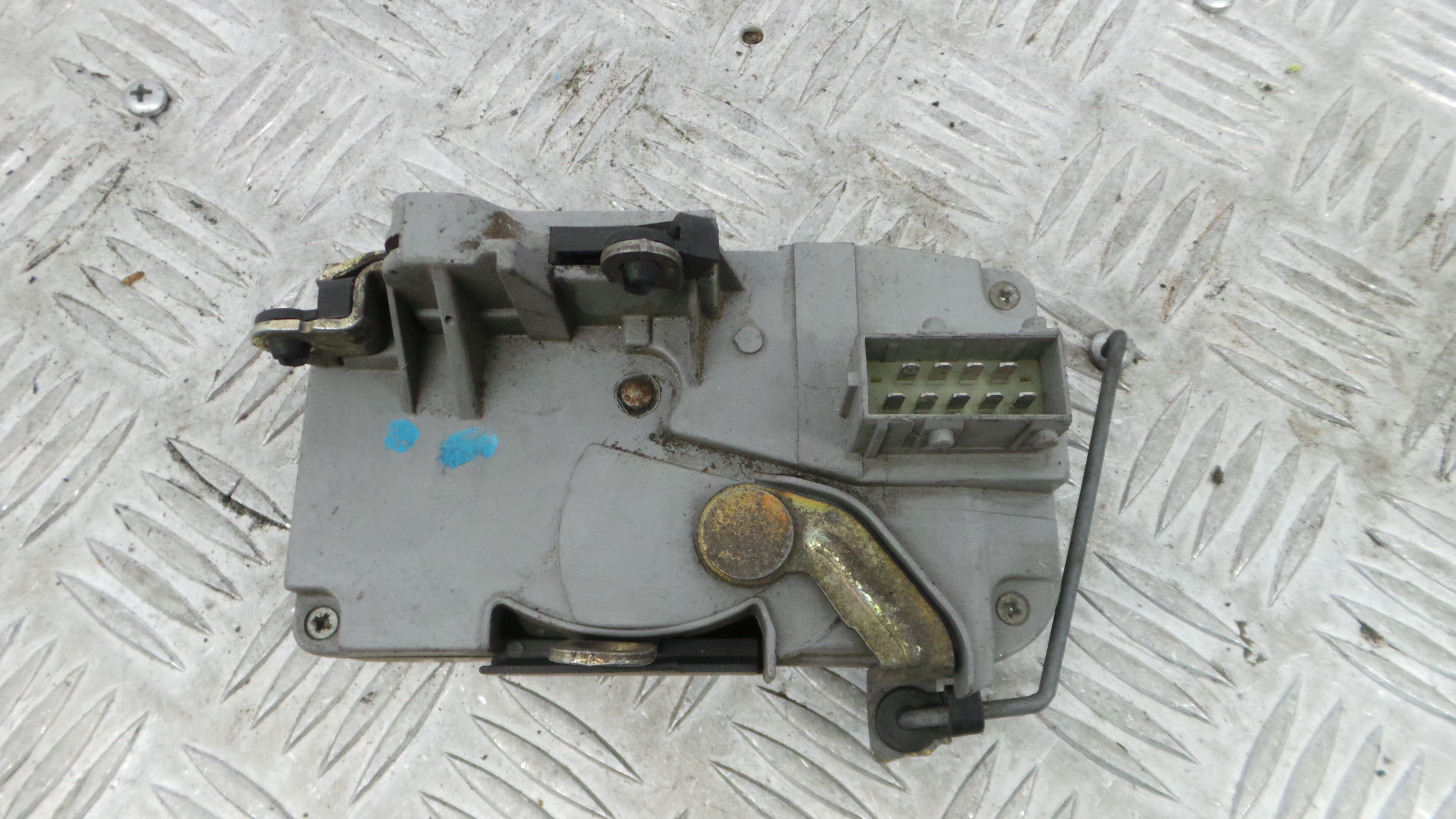 Fecho da Porta Frente Esq 9135H3 - PEUGEOT 206 Hatchback (2A/C)-36629652