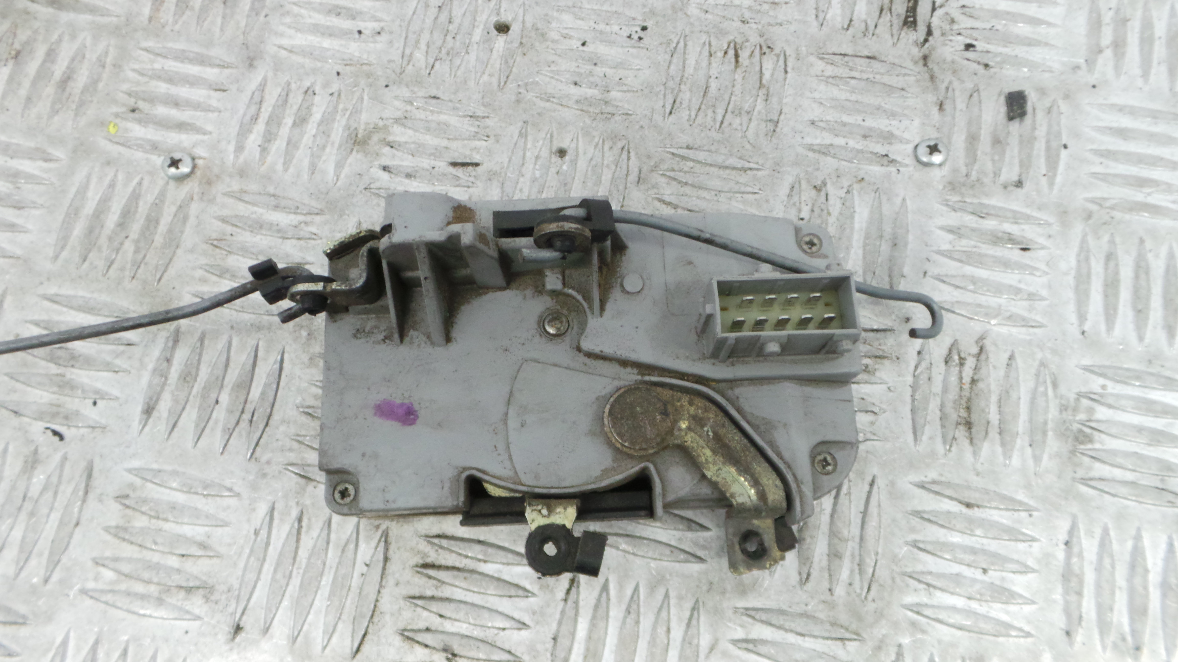 Fecho da Porta Frente Esq 9135H8 - PEUGEOT 406 (8B)-36629783