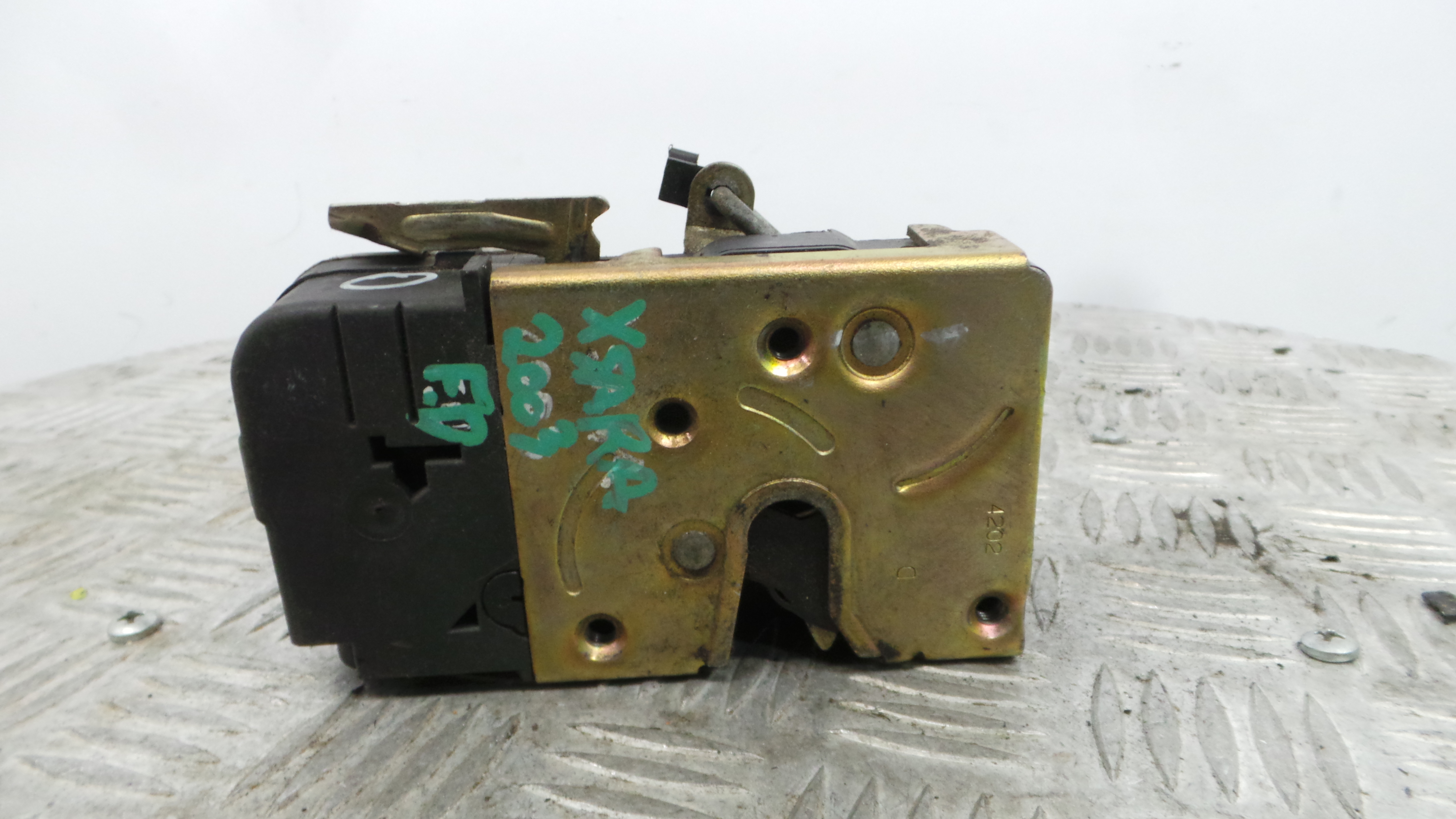 Fecho da Porta Frente Dto 9136J3 - CITROËN XSARA PICASSO (N68)-36629998