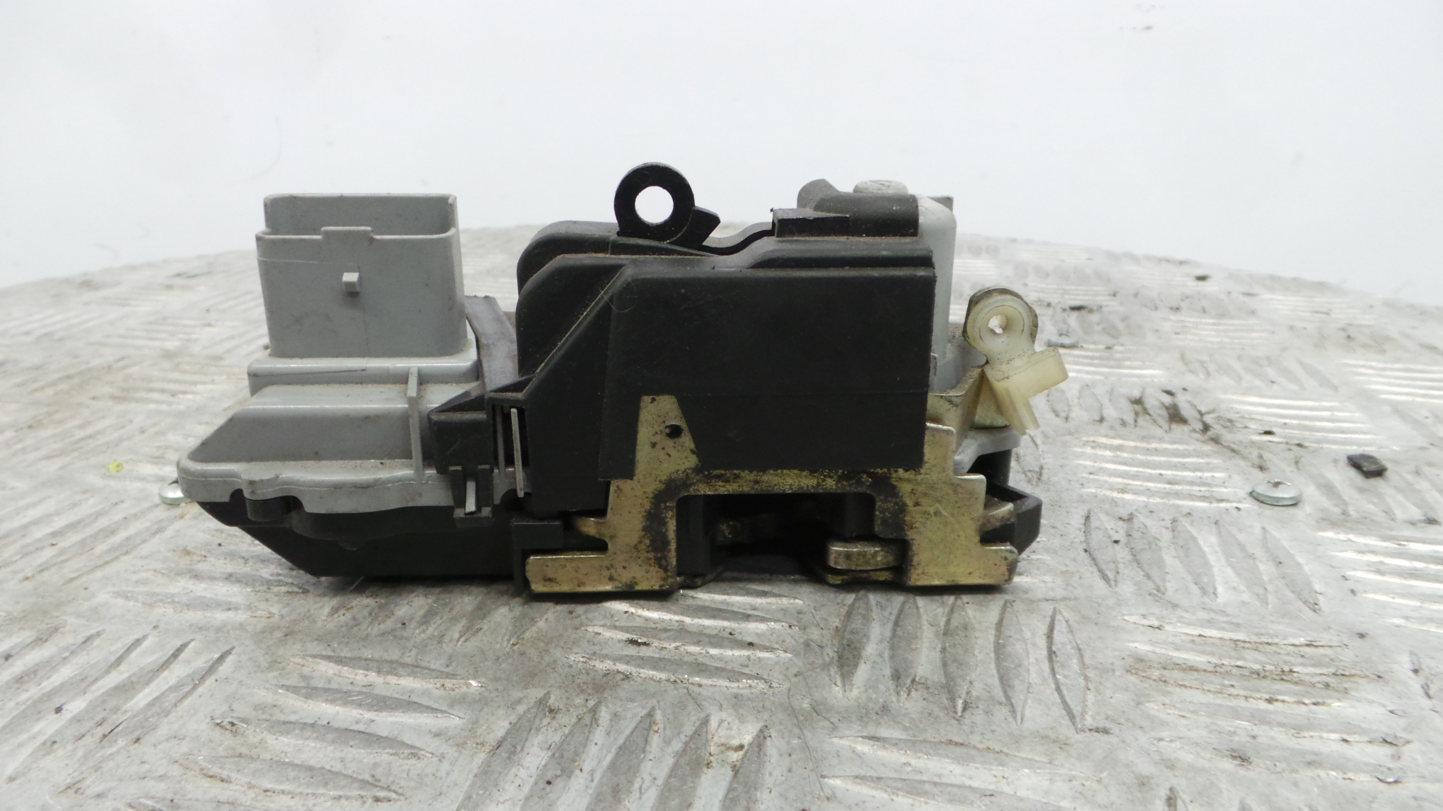 Fecho da Porta Frente Esq 9135H5 - CITROËN XSARA PICASSO (N68)-36630001