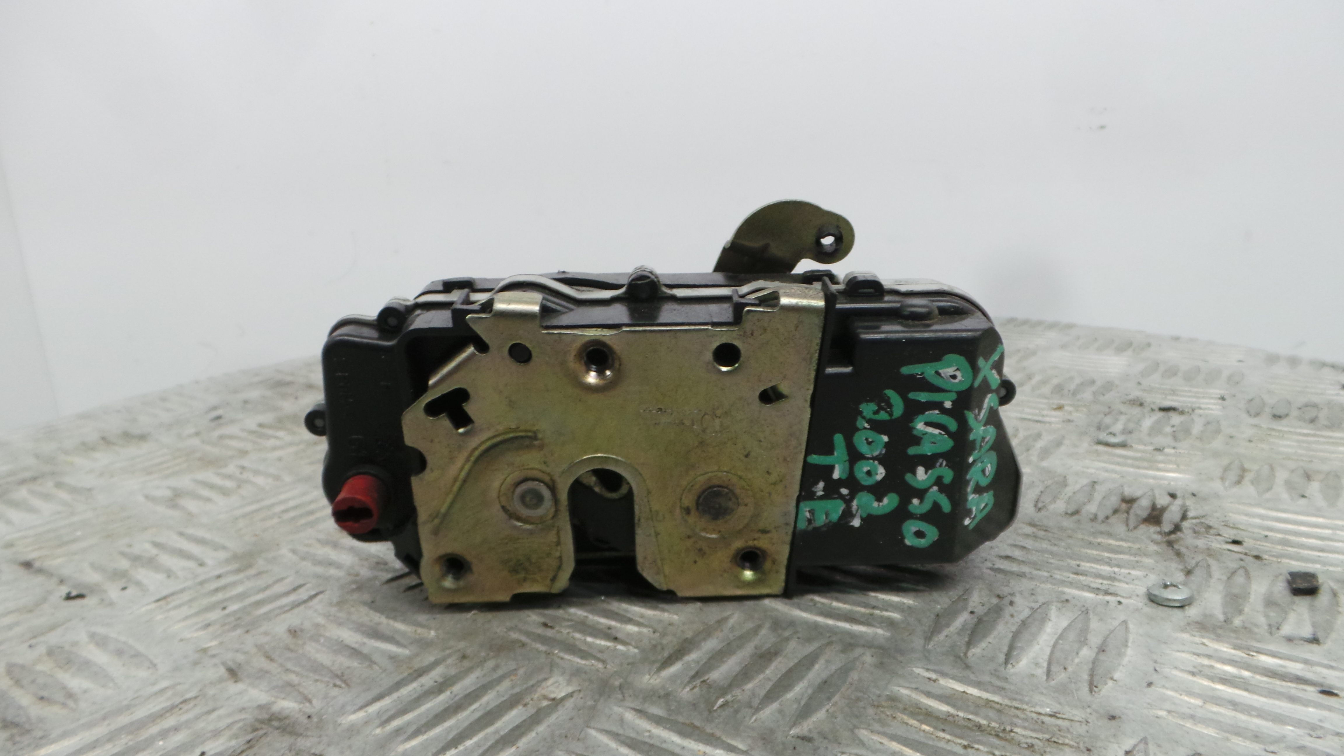 Fecho da Porta Trás Esq 913778 - CITROËN XSARA PICASSO (N68)-36630018