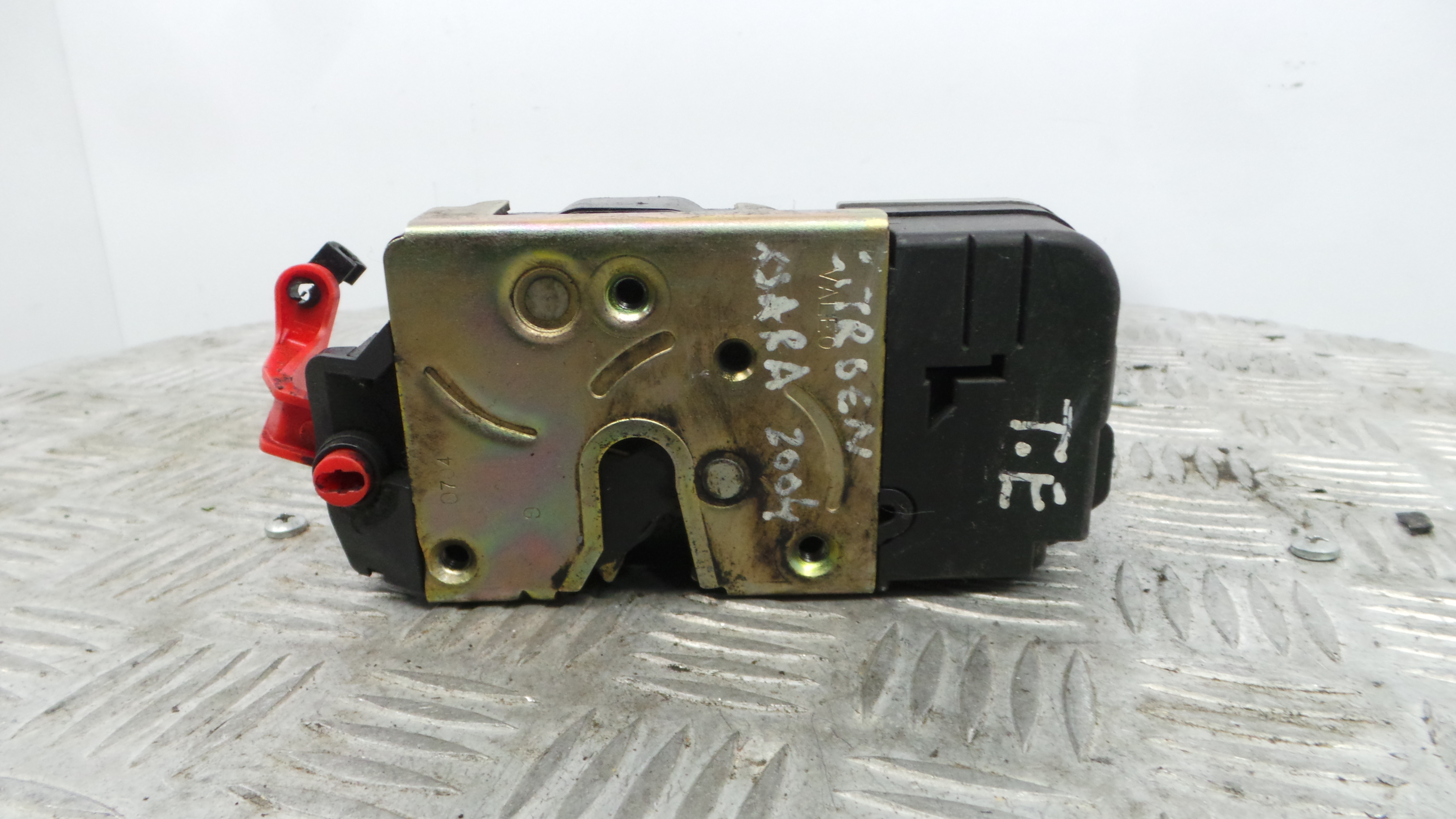 Fecho da Porta Trás Esq 913769 - CITROËN XSARA (N1)-36630028