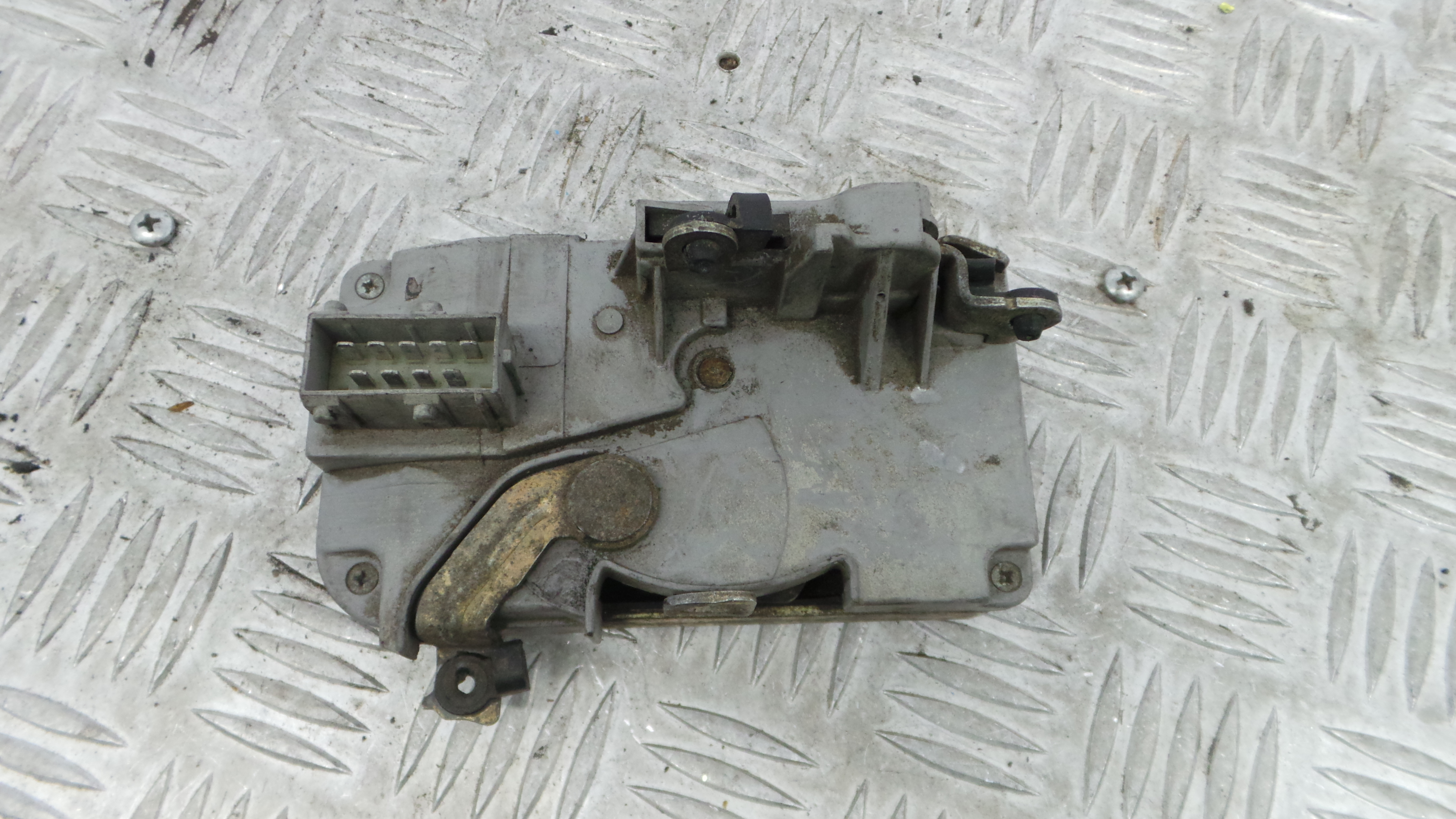 Fecho da Porta Frente Dto 9136S7 - PEUGEOT 206 Hatchback (2A/C)-36630042