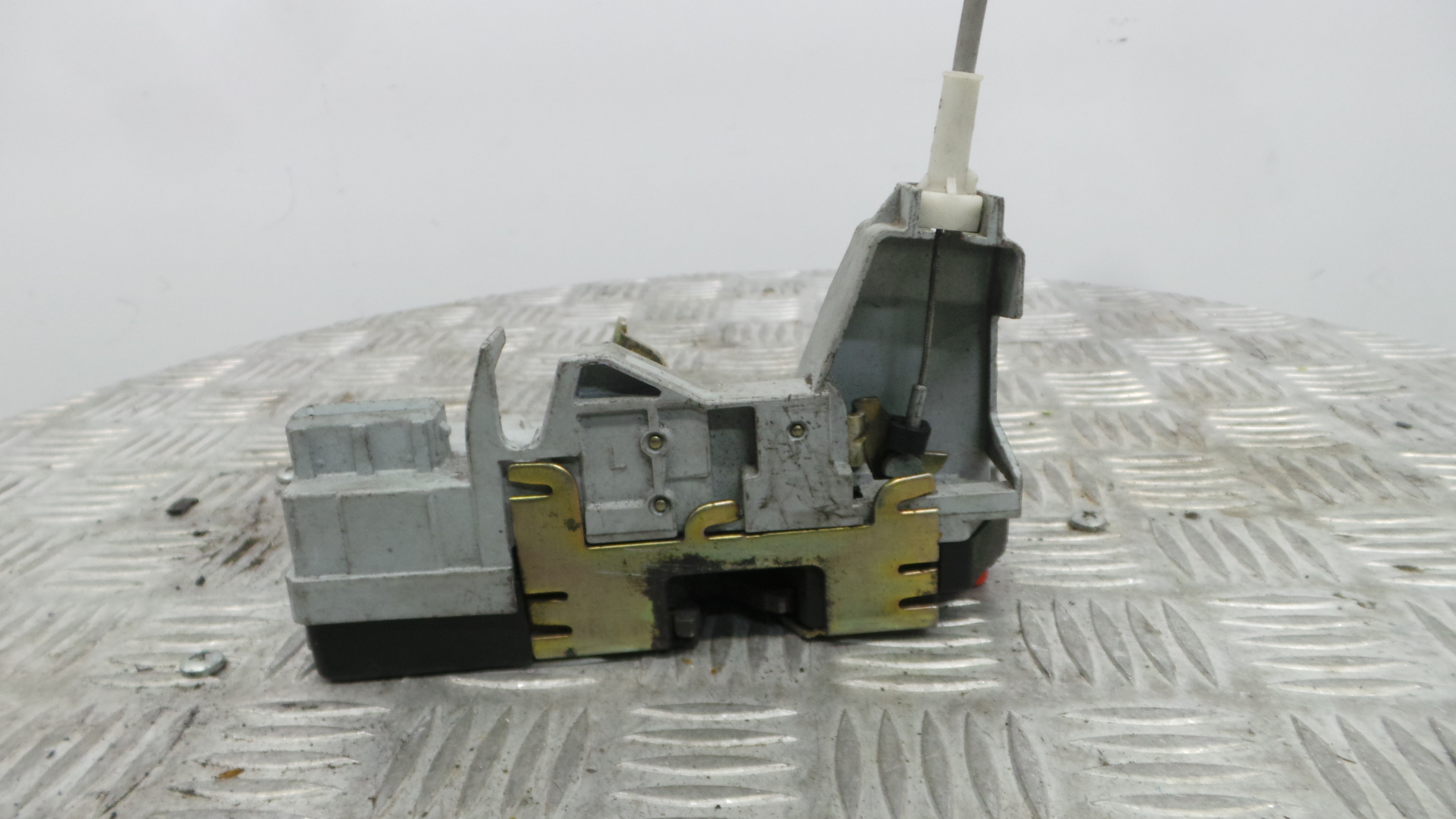 Fecho da Porta Trás Esq 913786 - PEUGEOT 307 (3A/C)-36630045