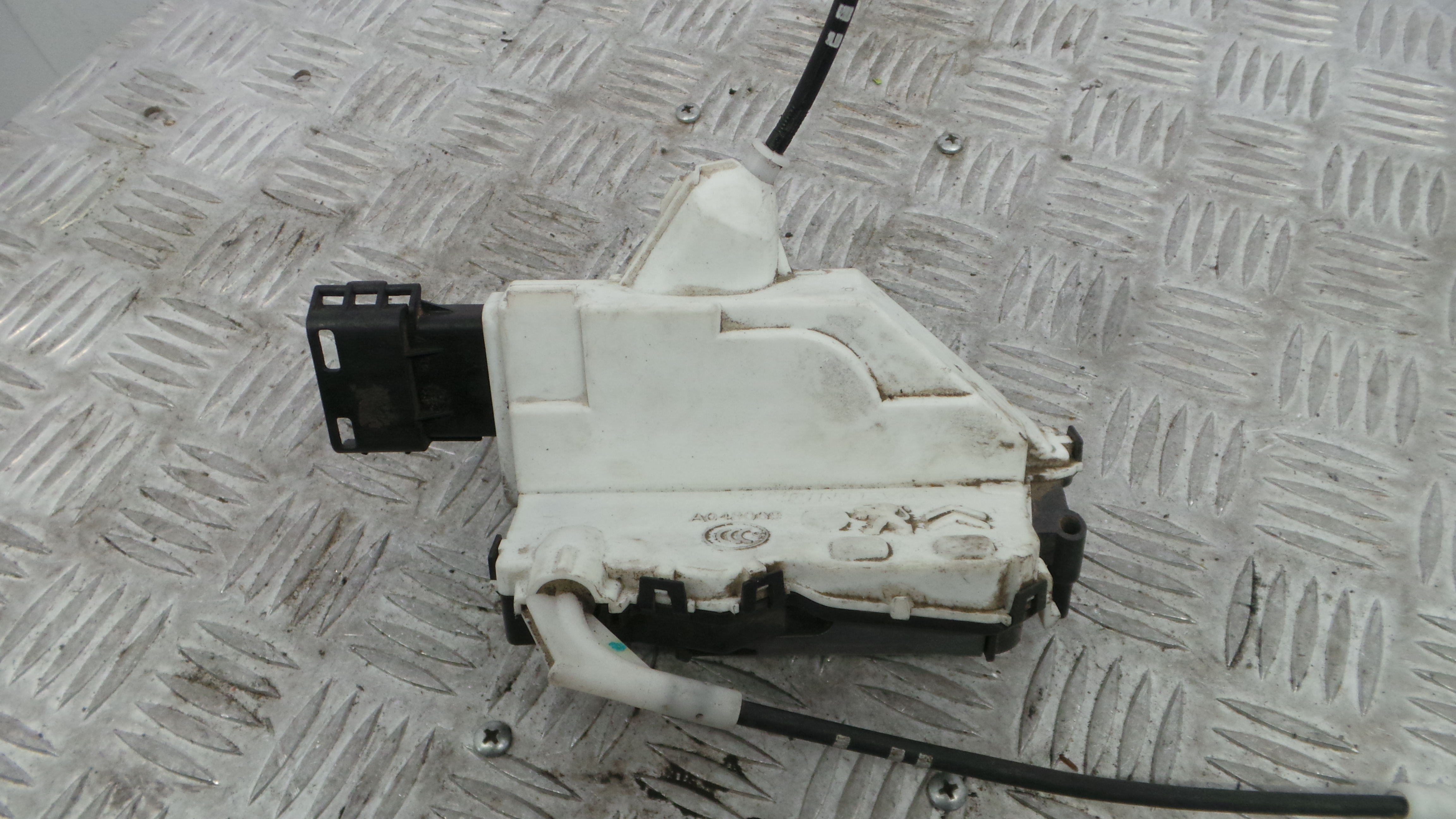 Fecho da Porta Trás Esq PSA006248 - CITROËN C3 II (SC_)-36630193