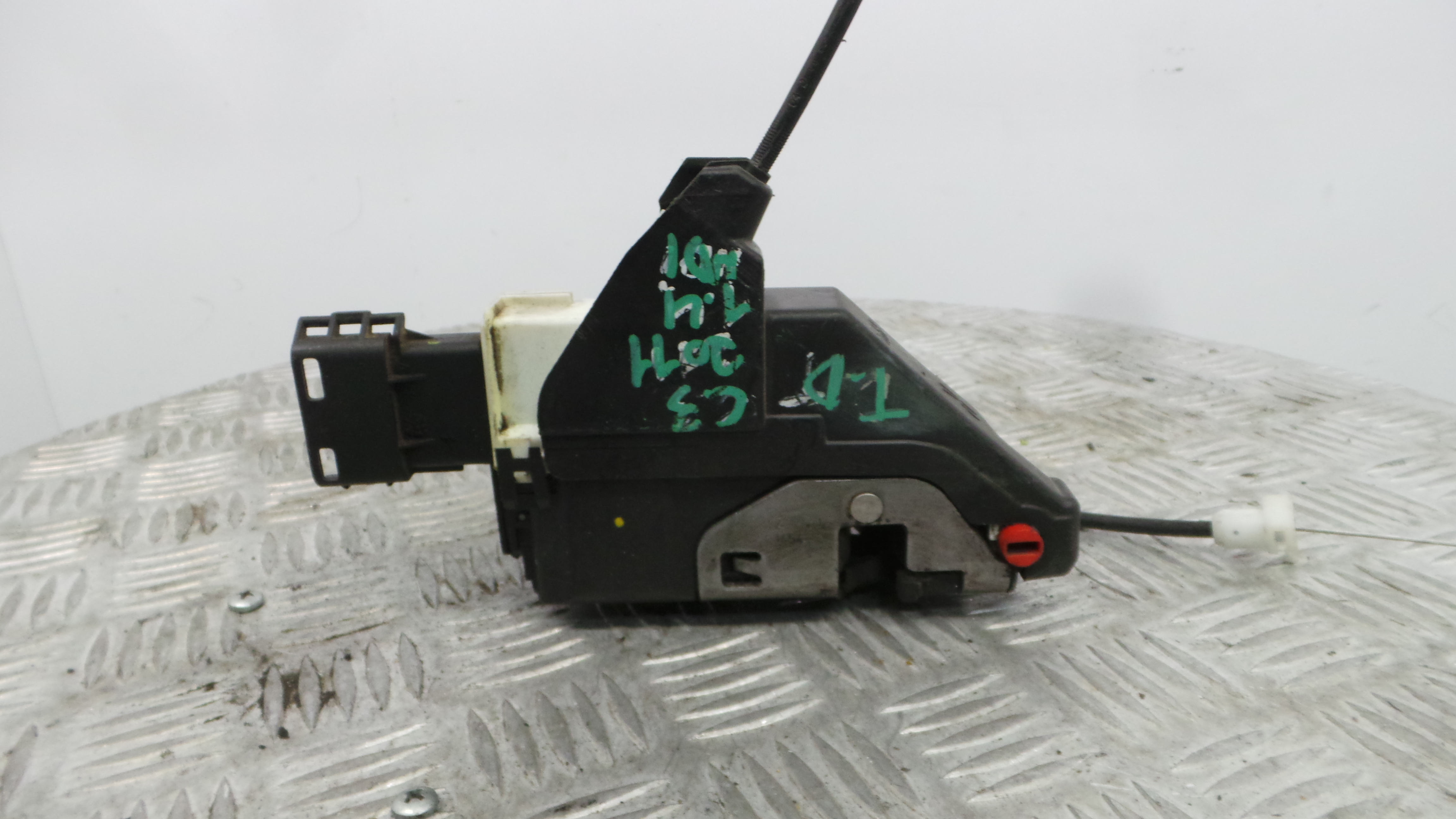 Fecho da Porta Trás Dto PSA732315 - CITROËN C3 II (SC_)-36630211