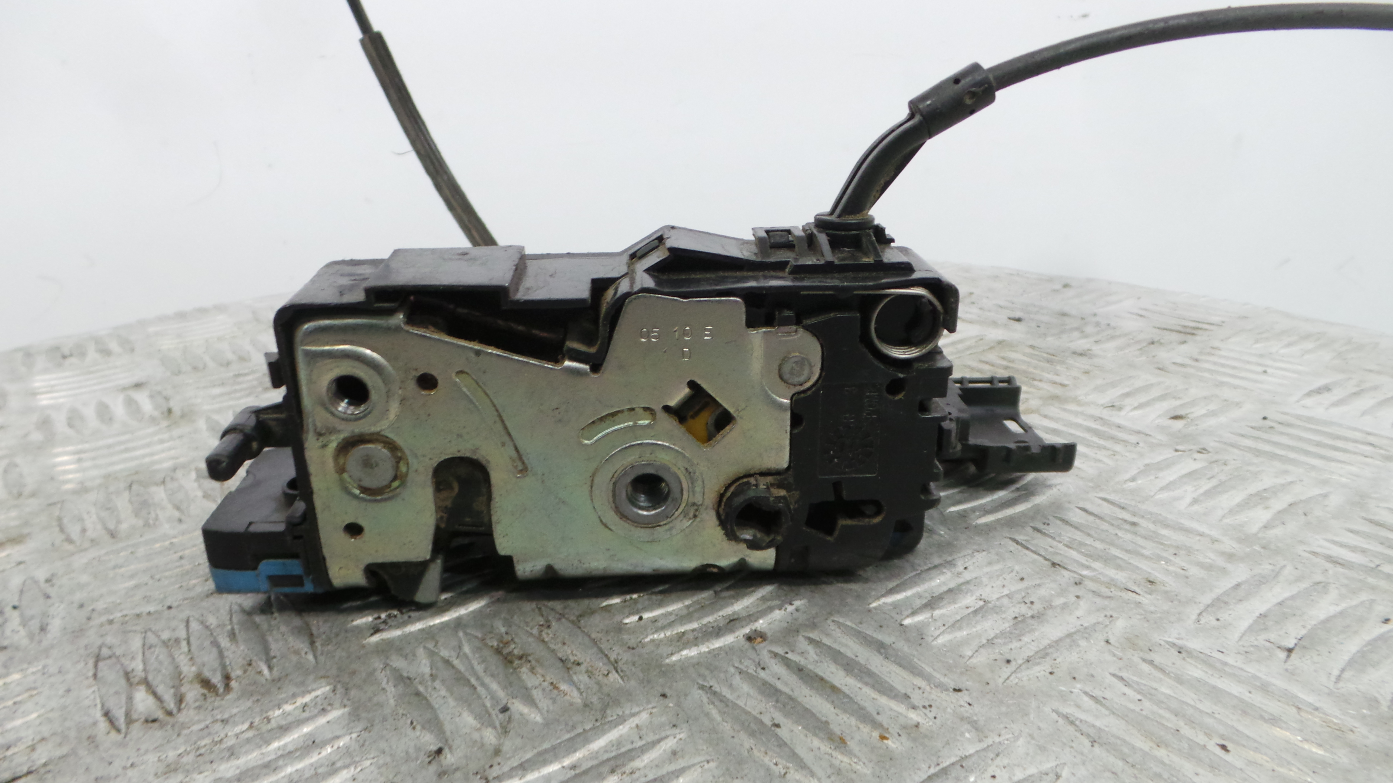 Fecho da Porta Trás Dto 24098158 - PEUGEOT 207 SW (WK_)-36630224