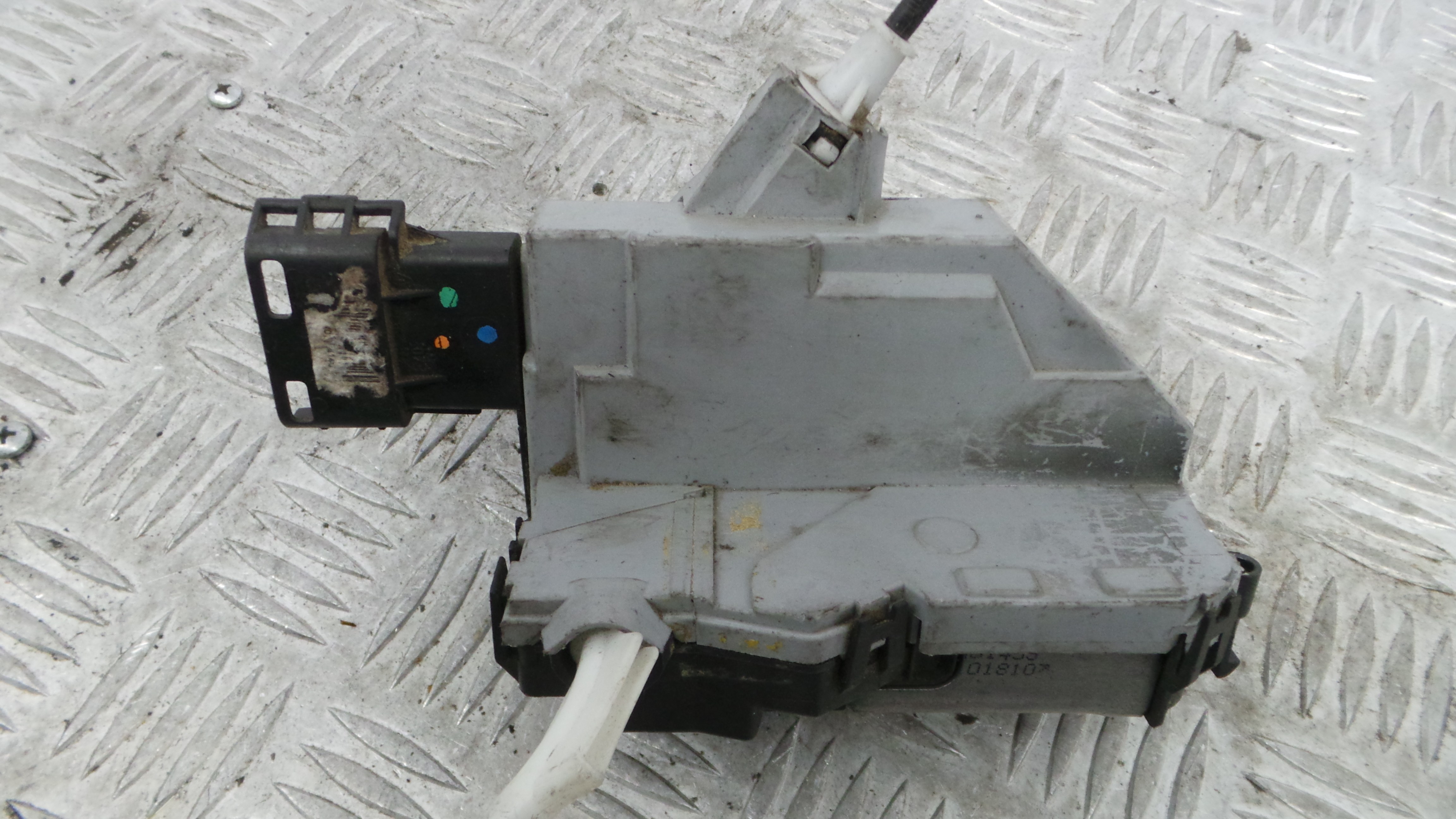 Fecho da Porta Trás Esq PSA567165 - PEUGEOT 308 I (4A_, 4C_)-36630342