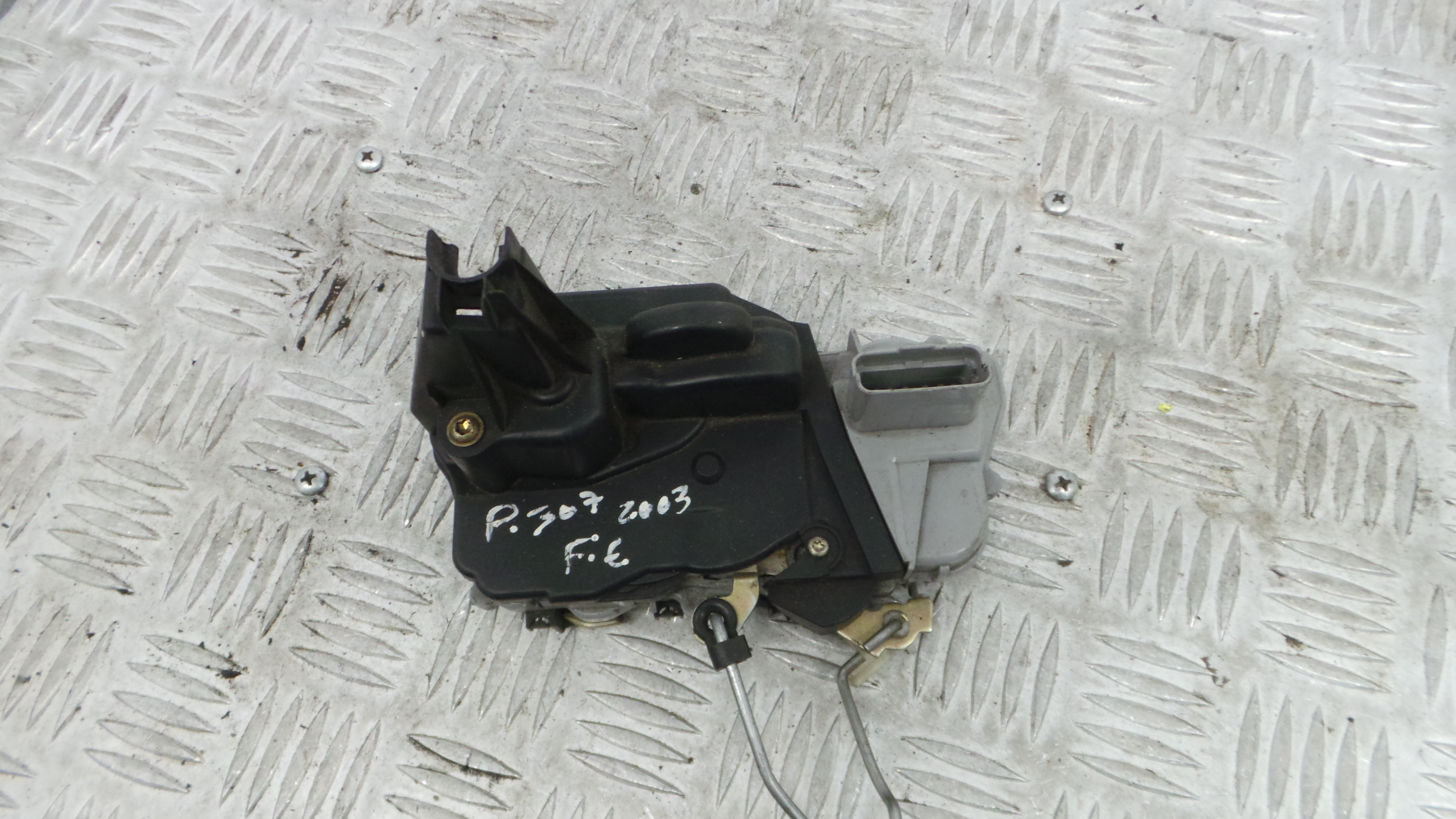 Fecho da Porta Frente Esq 9135N6 - PEUGEOT 307 (3A/C)-36630363
