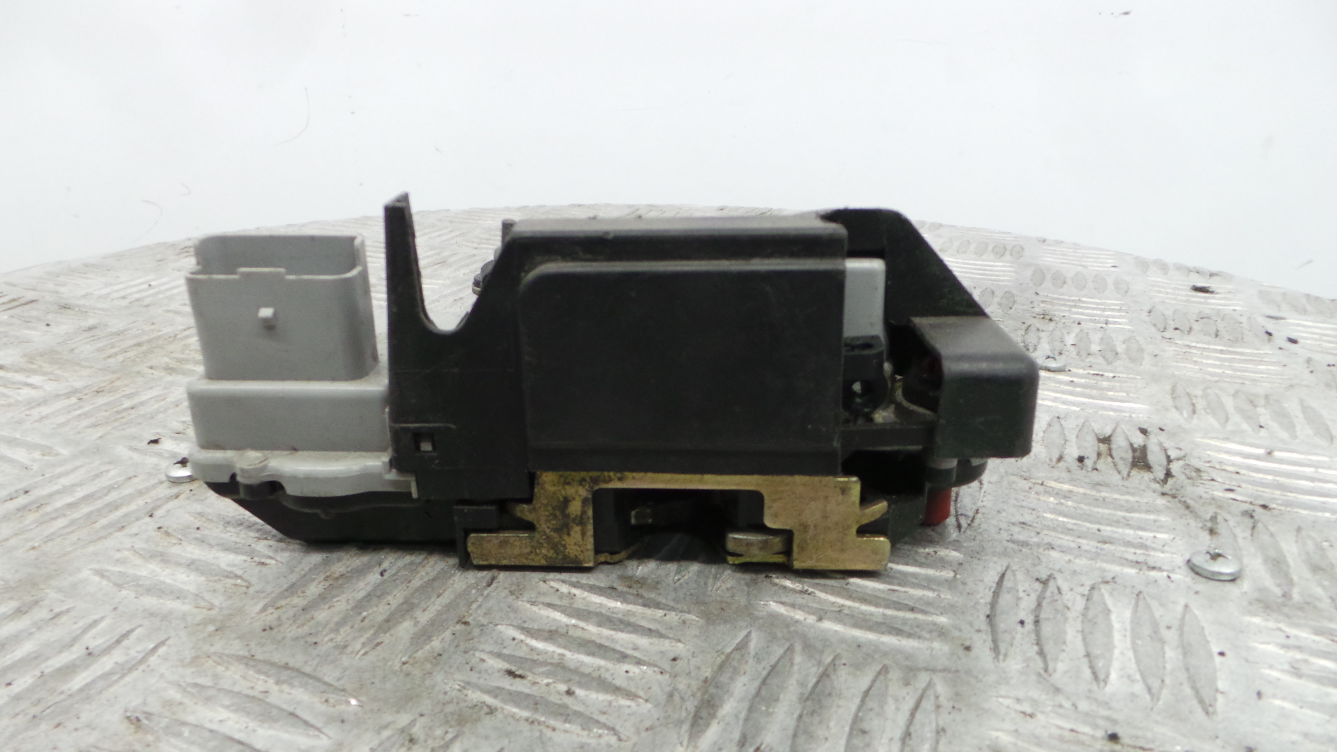 Fecho da Porta Trás Esq 913778 - CITROËN XSARA PICASSO (N68)-36636155 Fecho da Porta Trás Esq 913778 - CITROËN XSARA PICASSO (N68)-36636155