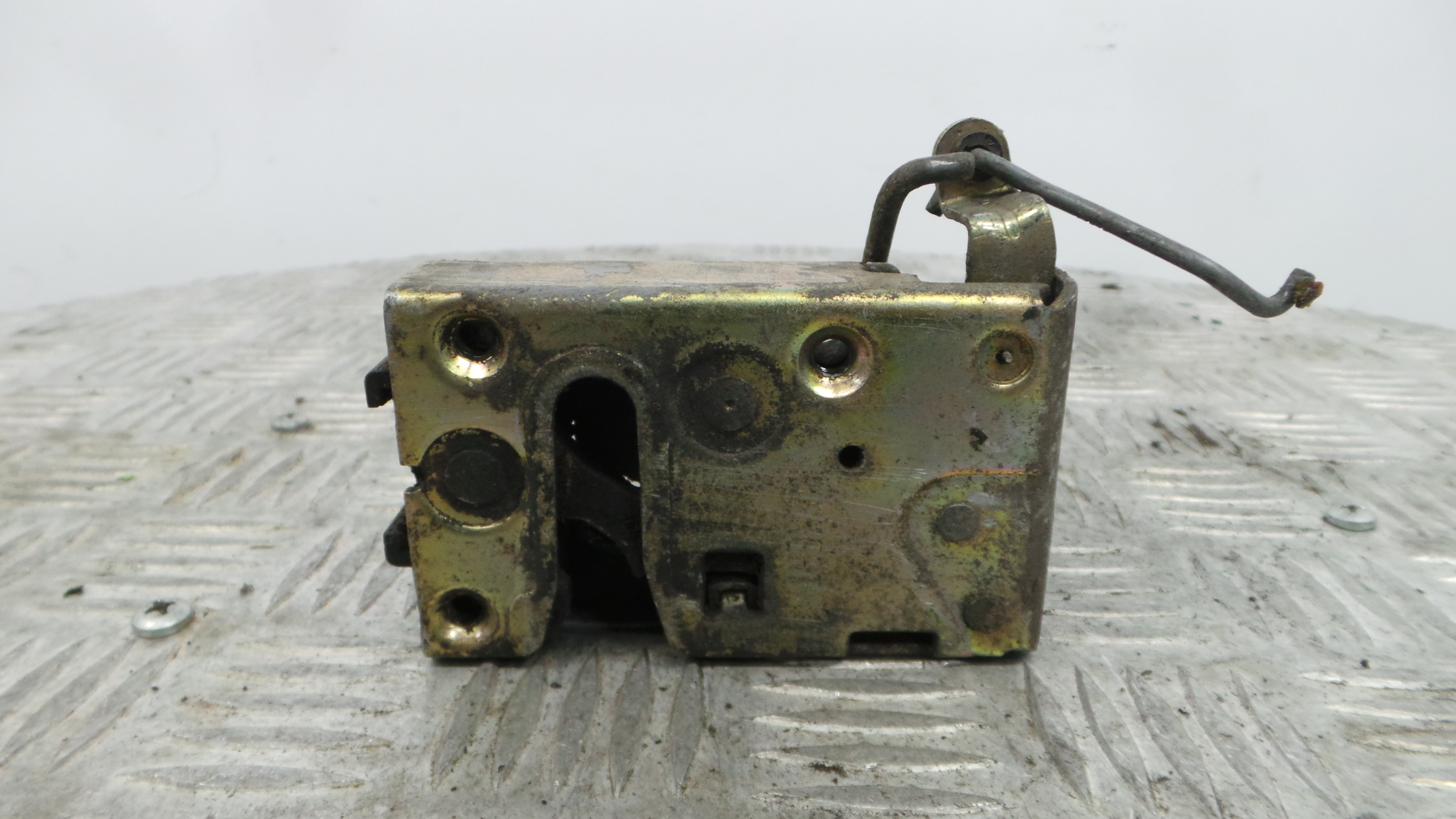 Fecho da Porta Esq 9135E1 - PEUGEOT 106 II (1A_, 1C_)-36636176