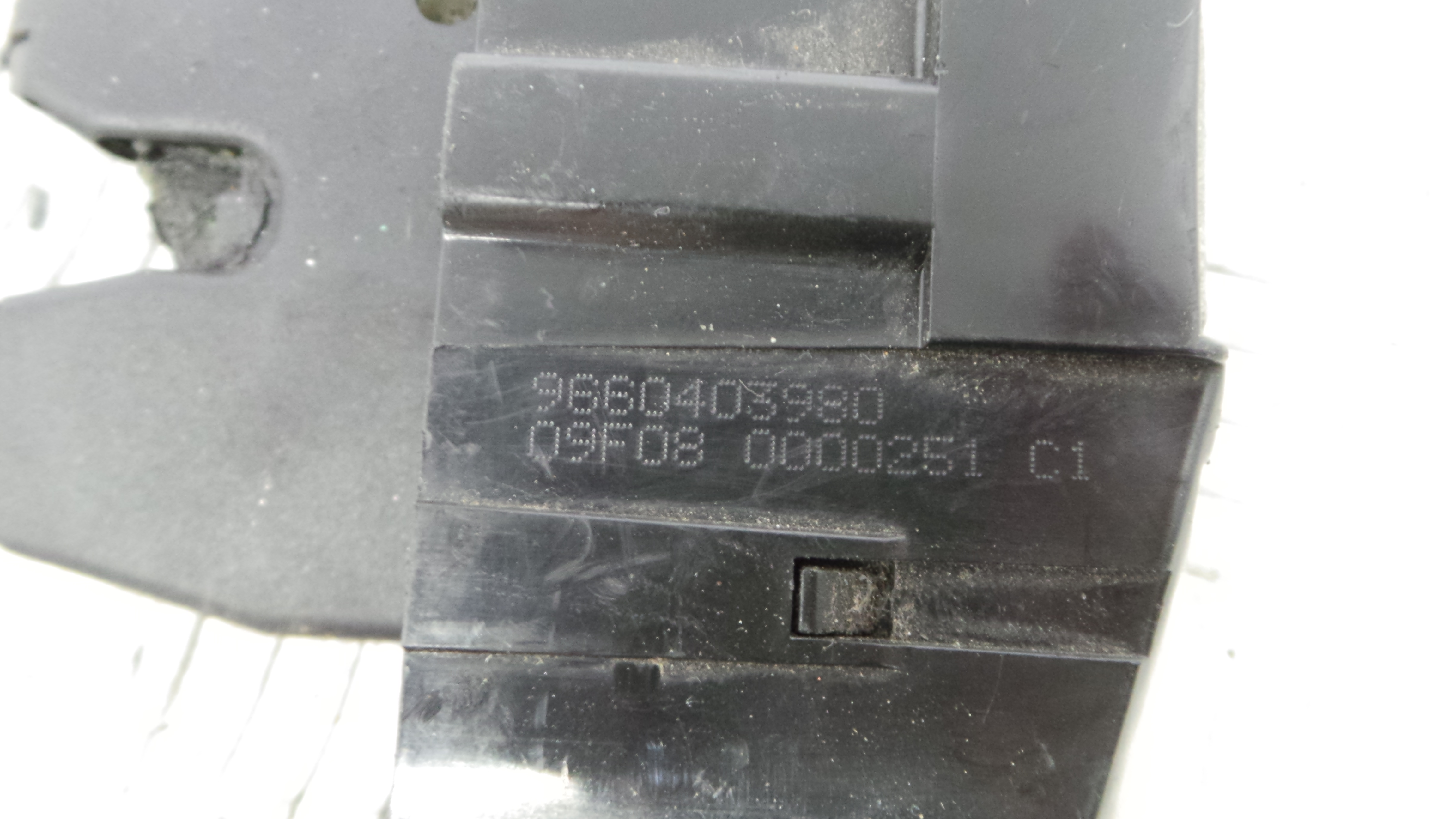 Fecho Mala 9660403980 - PEUGEOT 207 (WA_, WC_), 207/207+ (WA_, WC_)-36636200