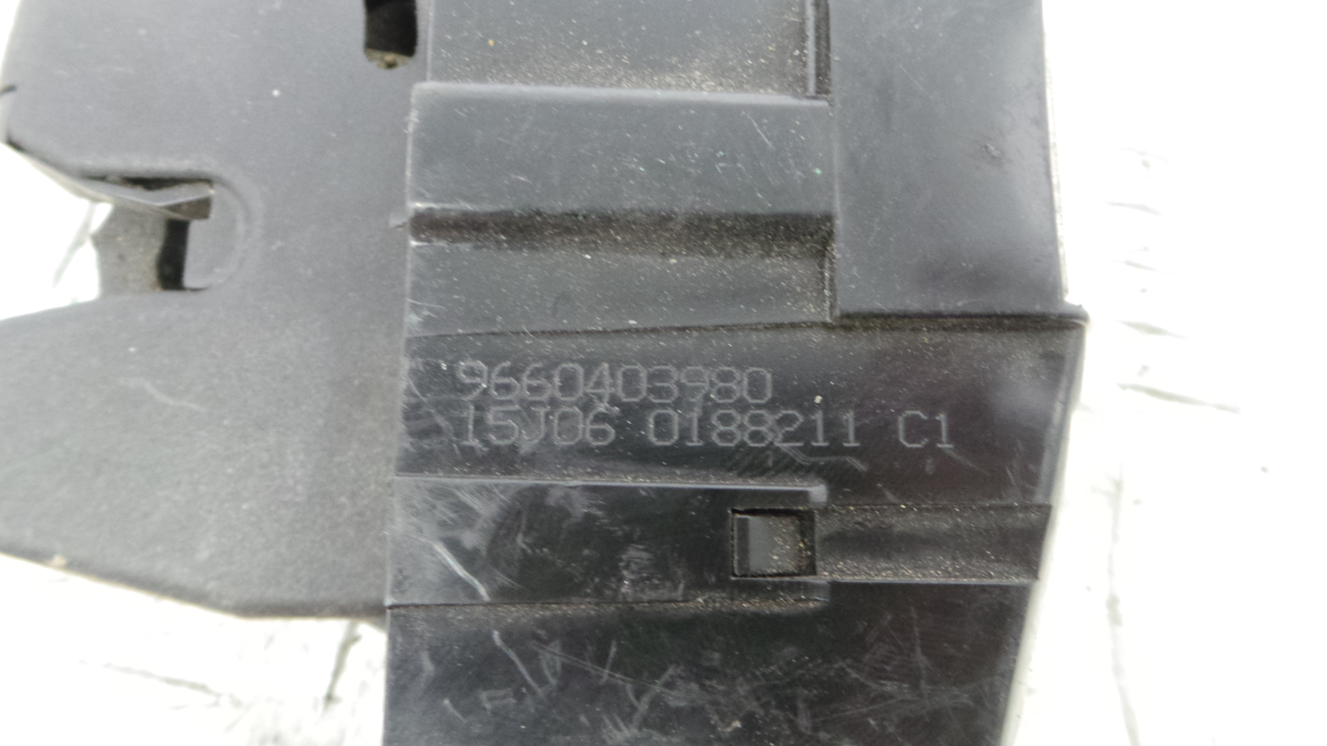 Fecho Mala 9660403980 - PEUGEOT 207 (WA_, WC_), 207/207+ (WA_, WC_)-36636203