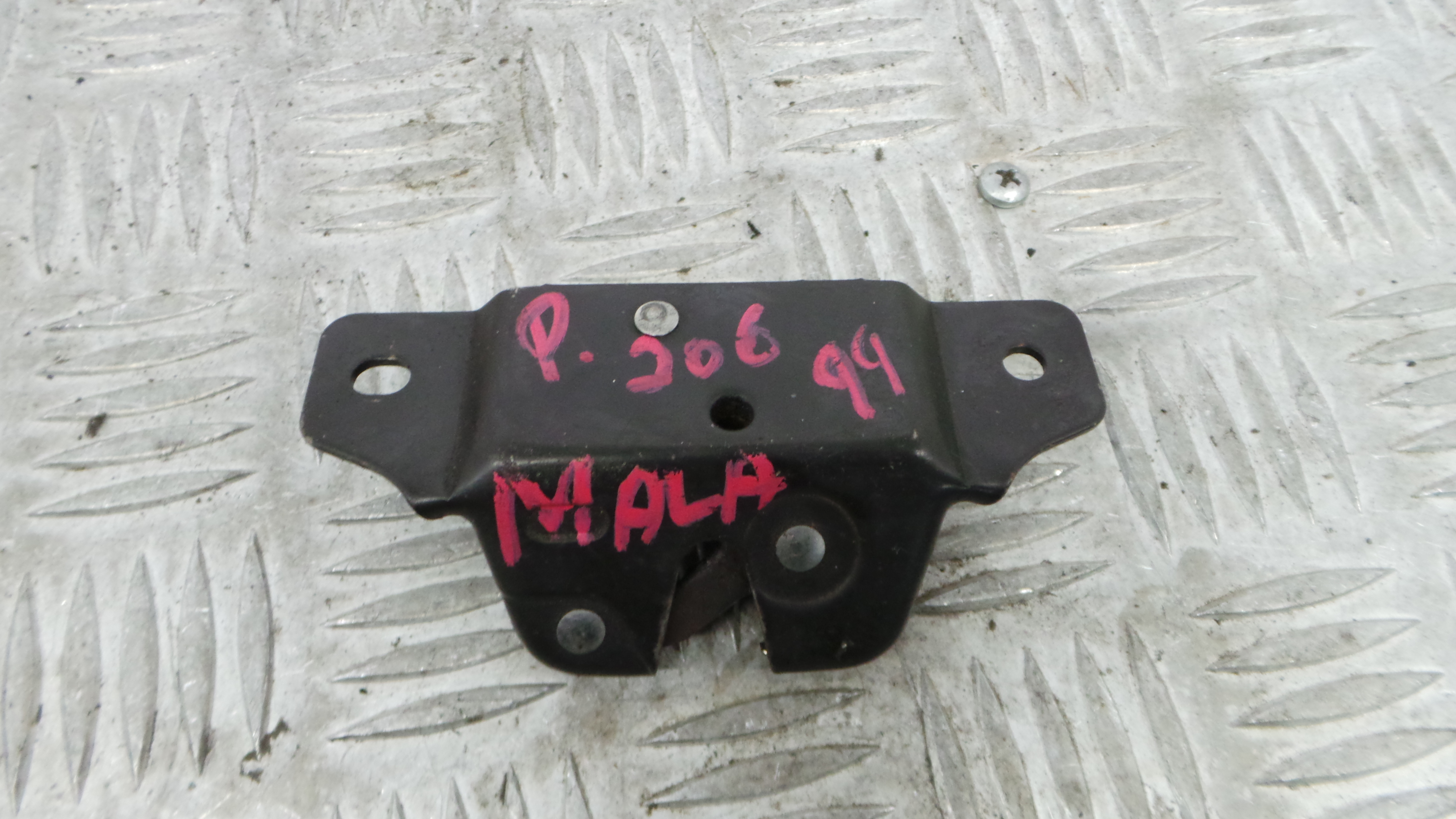 Fecho Mala 871951 - PEUGEOT 206 Hatchback (2A/C)-36636250 Fecho Mala 871951 - PEUGEOT 206 Hatchback (2A/C)-36636250