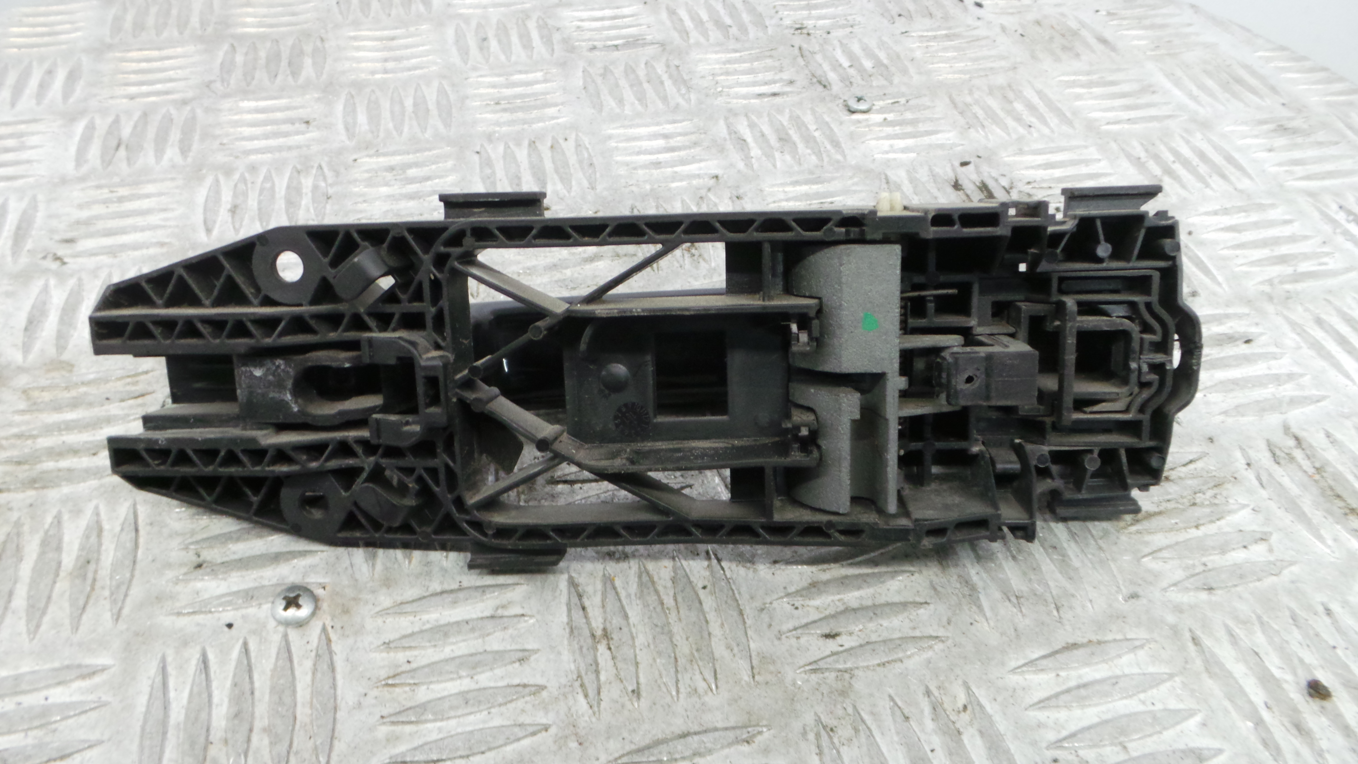 Puxador Exterior Frente Direita  5N0839885H - VW POLO V (6R1, 6C1)-36636404