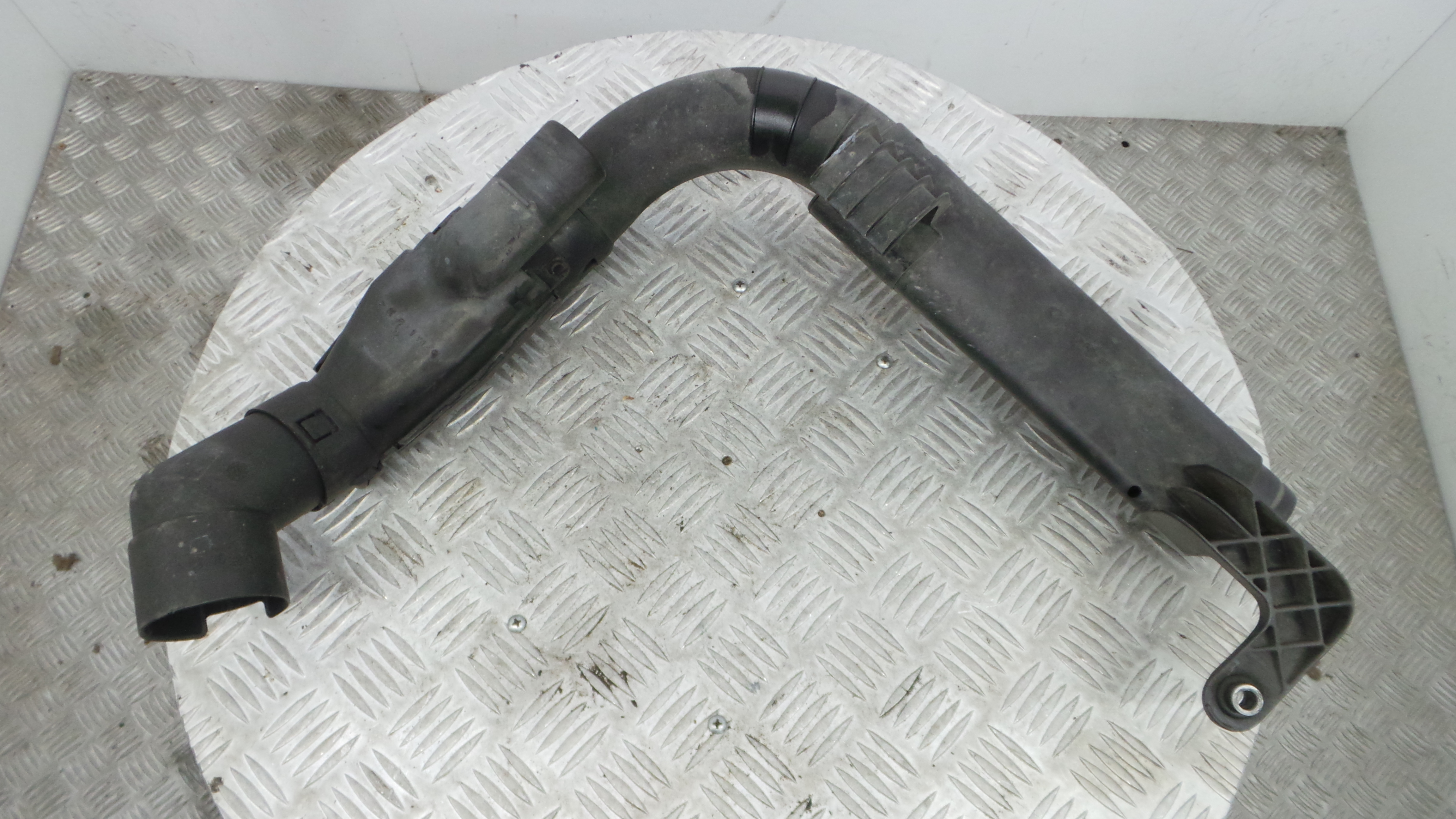 Tubo Caixa Filtro Ar 1J0129594D - VW GOLF IV (1J1), GOLF Mk IV (1J1)-36636439