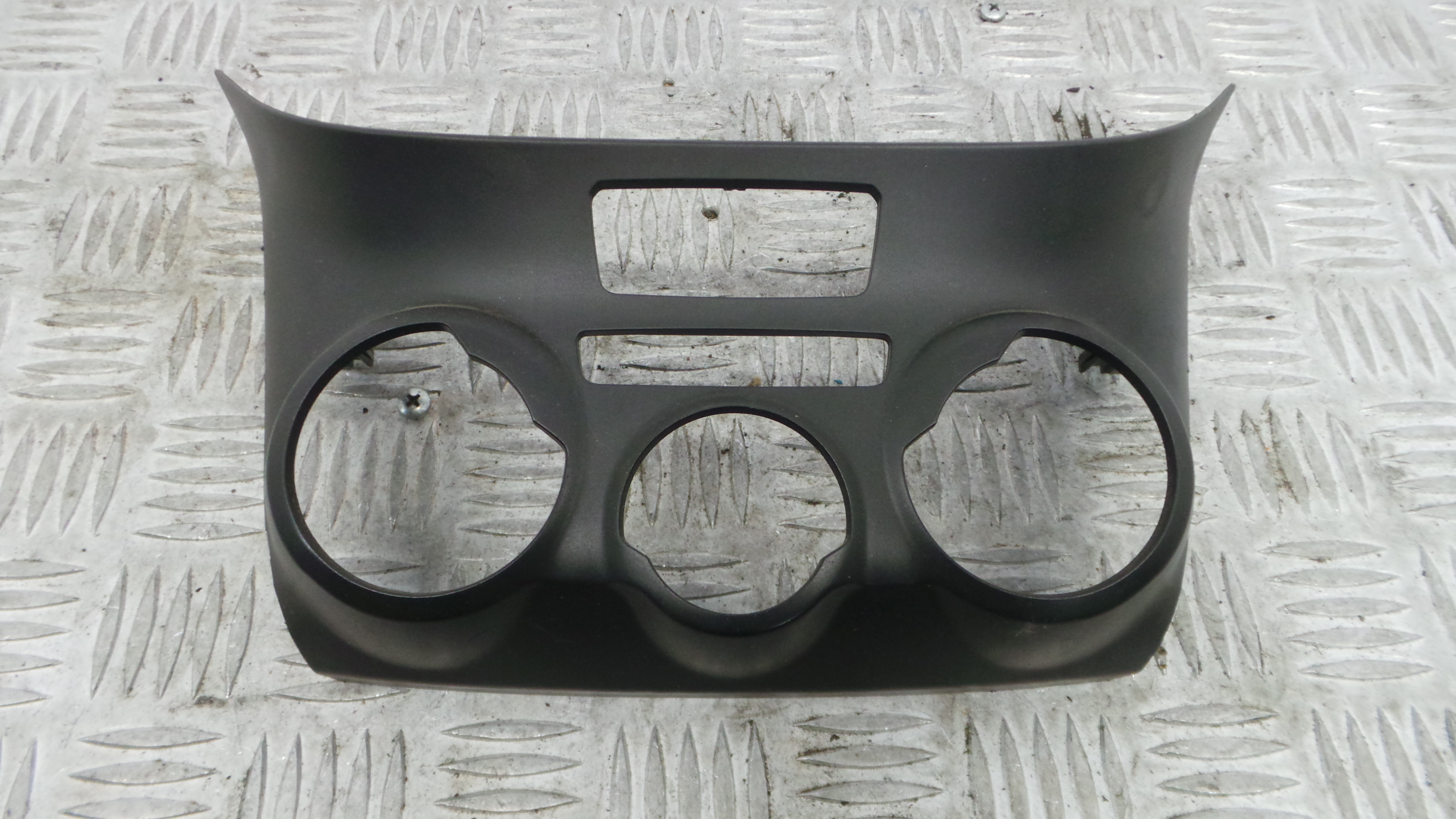 Aro Consola Central 9672846477 - PEUGEOT 208 I (CA_, CC_)-36636548 Aro Consola Central 9672846477 - PEUGEOT 208 I (CA_, CC_)-36636548