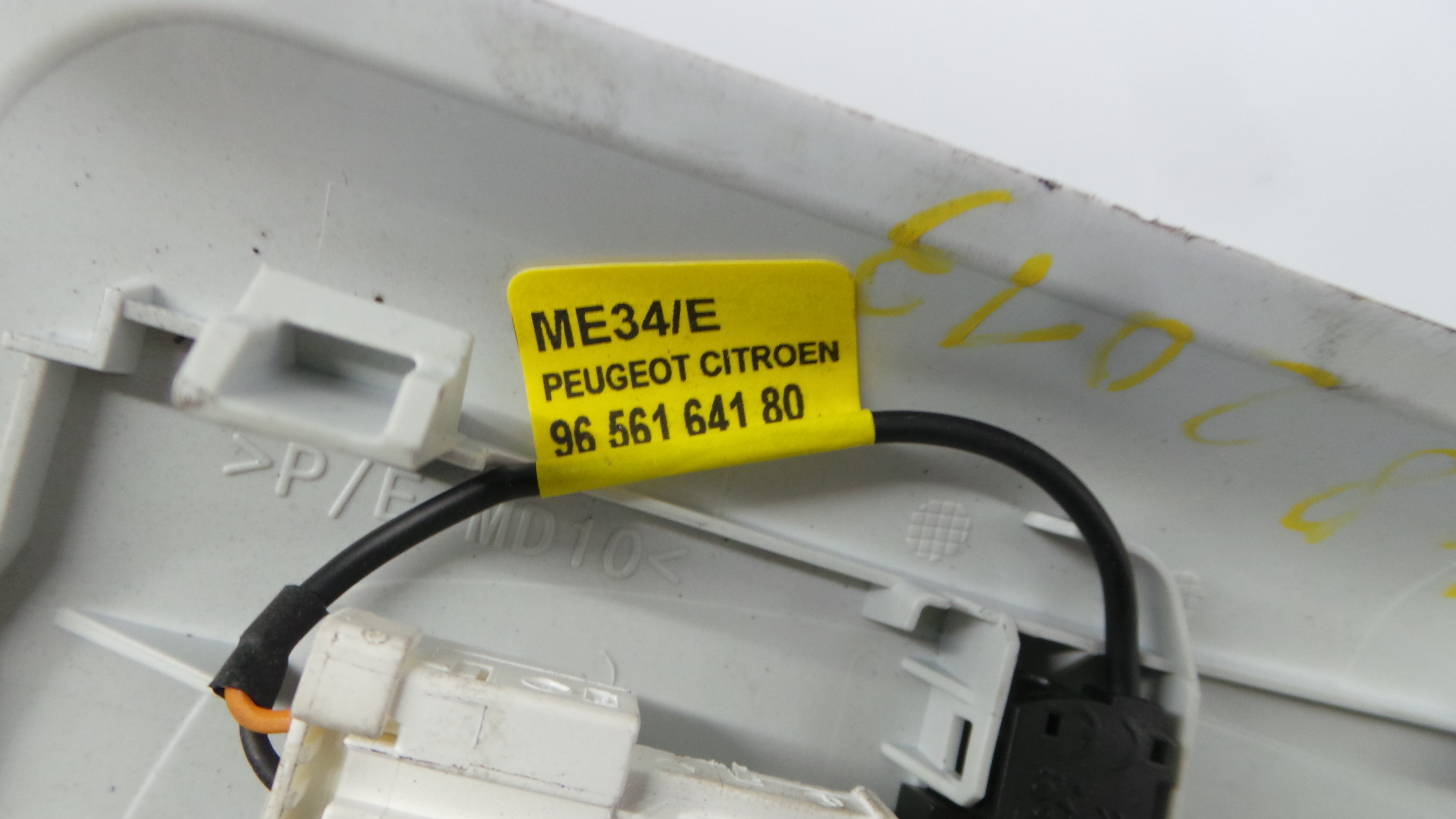 Plafonier Teto 9674441377 - PEUGEOT 208 I (CA_, CC_)-36636605