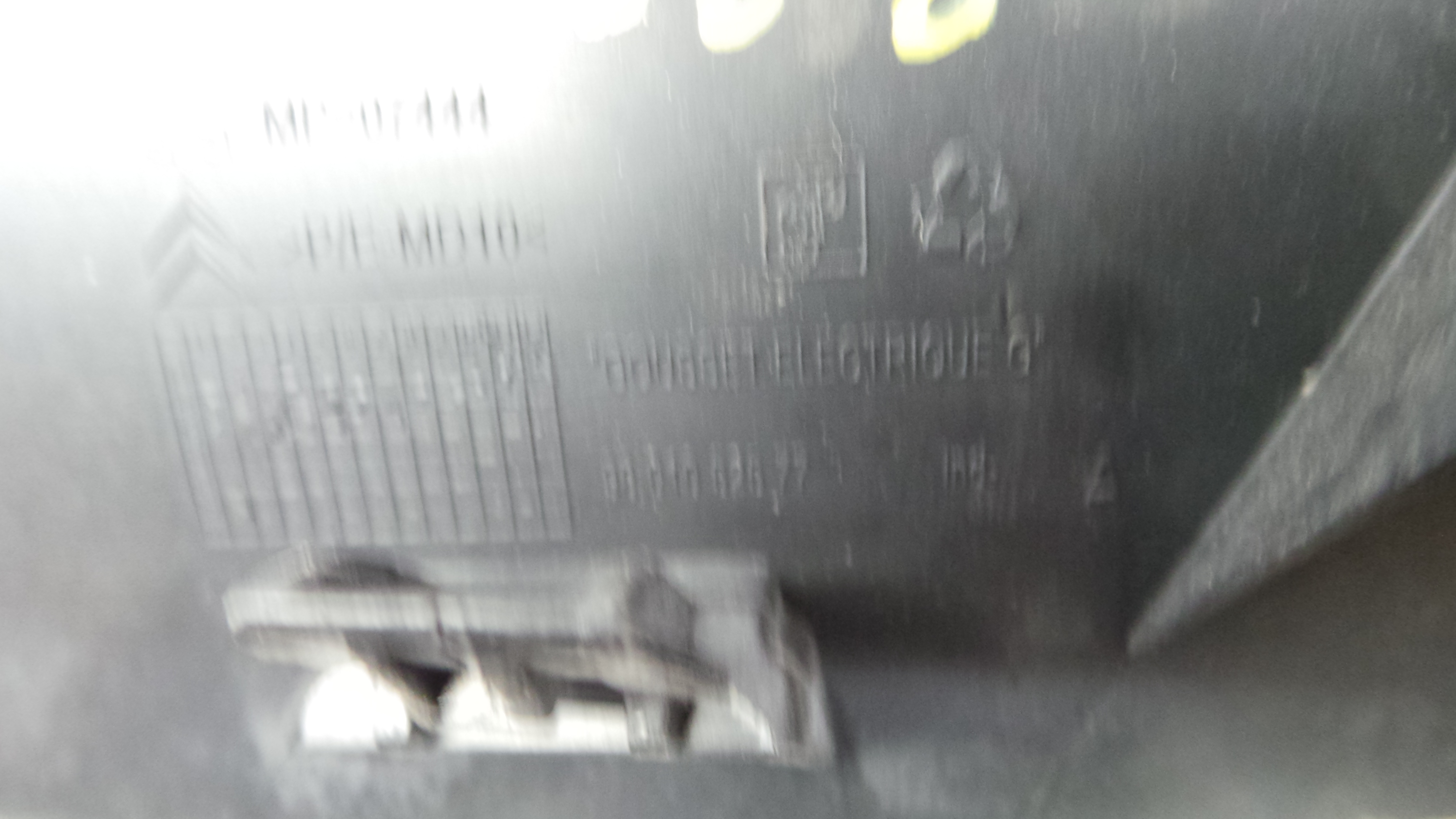 acabamento de espelho 9801052577 - PEUGEOT 208 I (CA_, CC_)-36636624