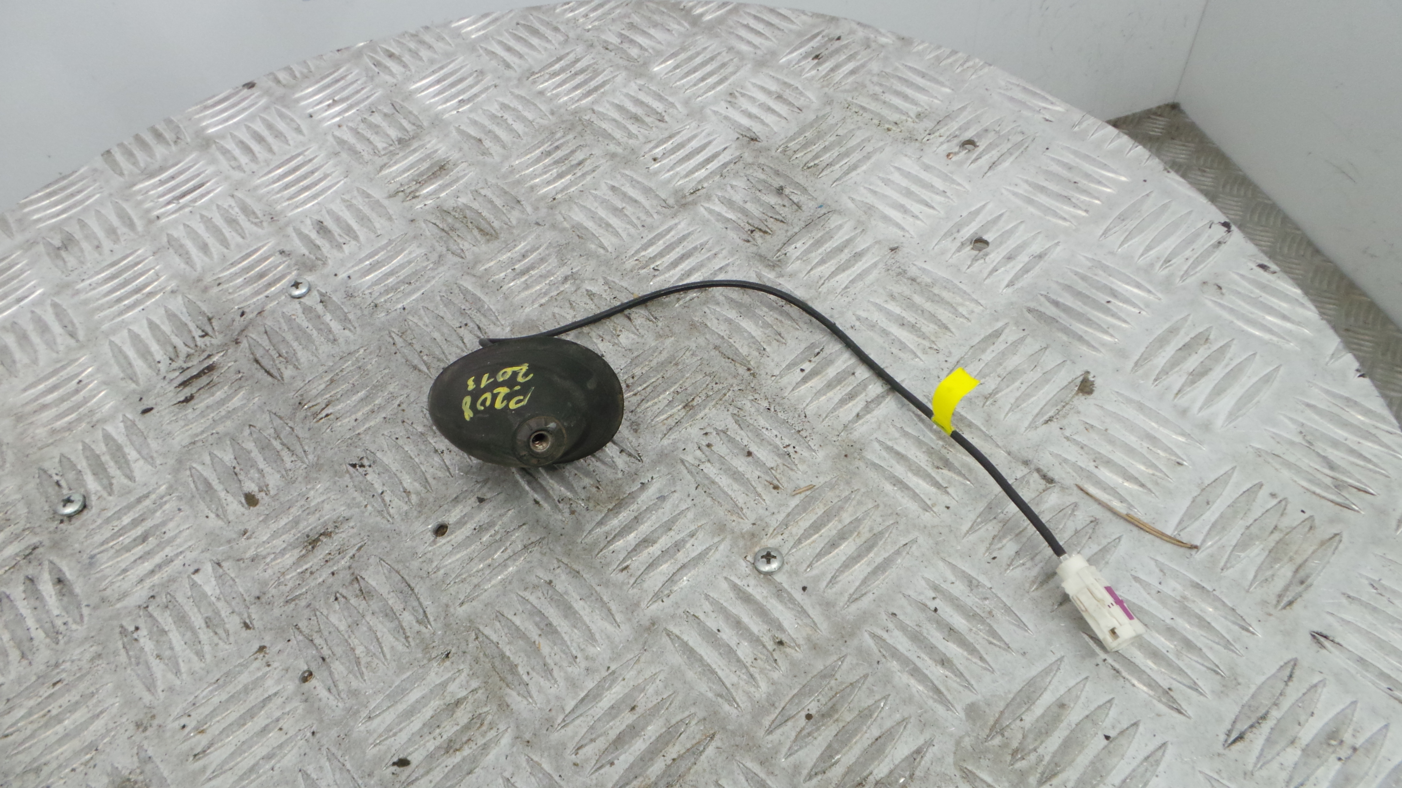 Antena 9674768980 - PEUGEOT 208 I (CA_, CC_)-36636632