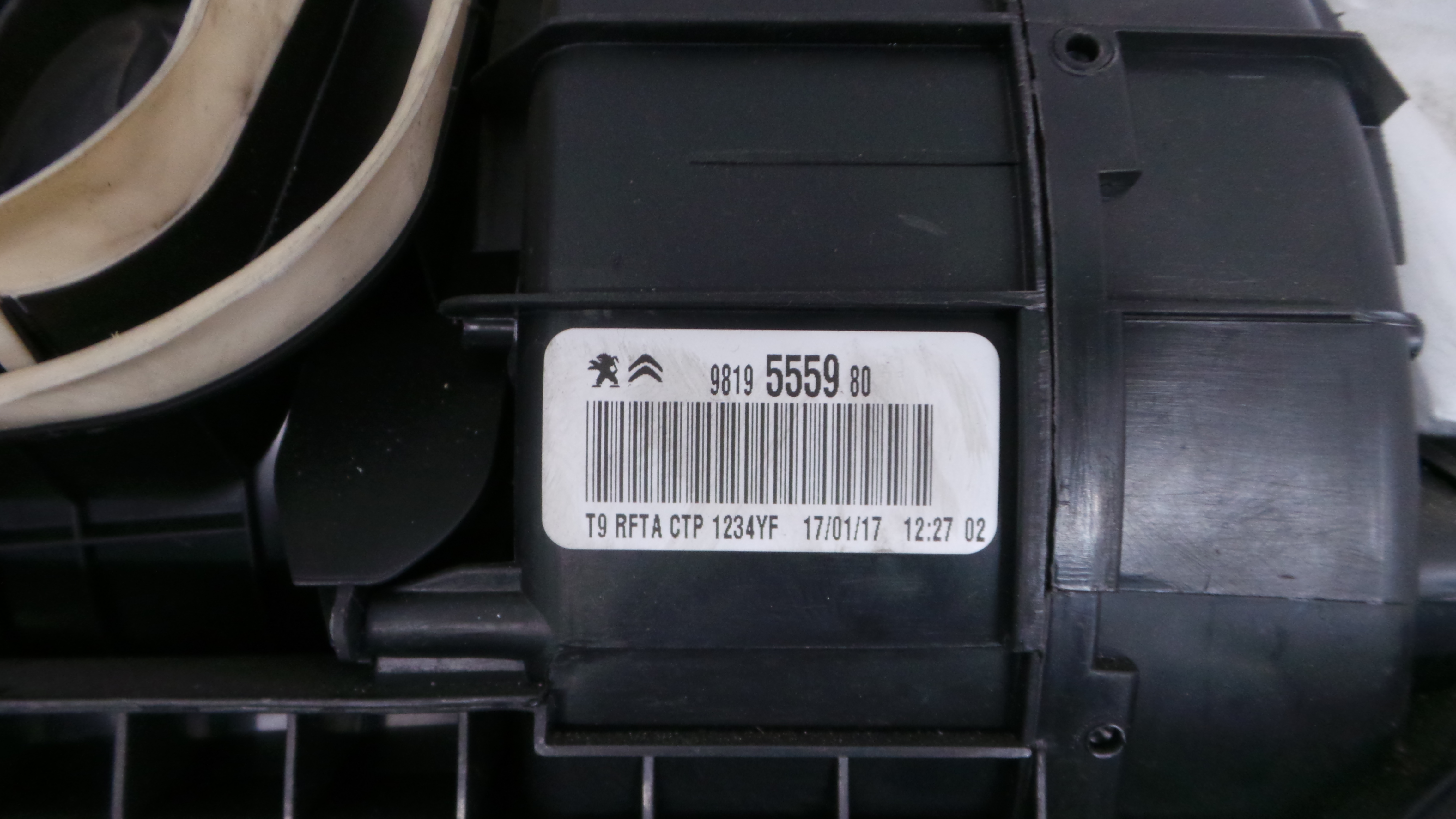 Caixa da Chauffage / Caixa da Sofagem 9819555980 - PEUGEOT 308 II (LB_, LP_, LW_, LH_, L3_)-36640410